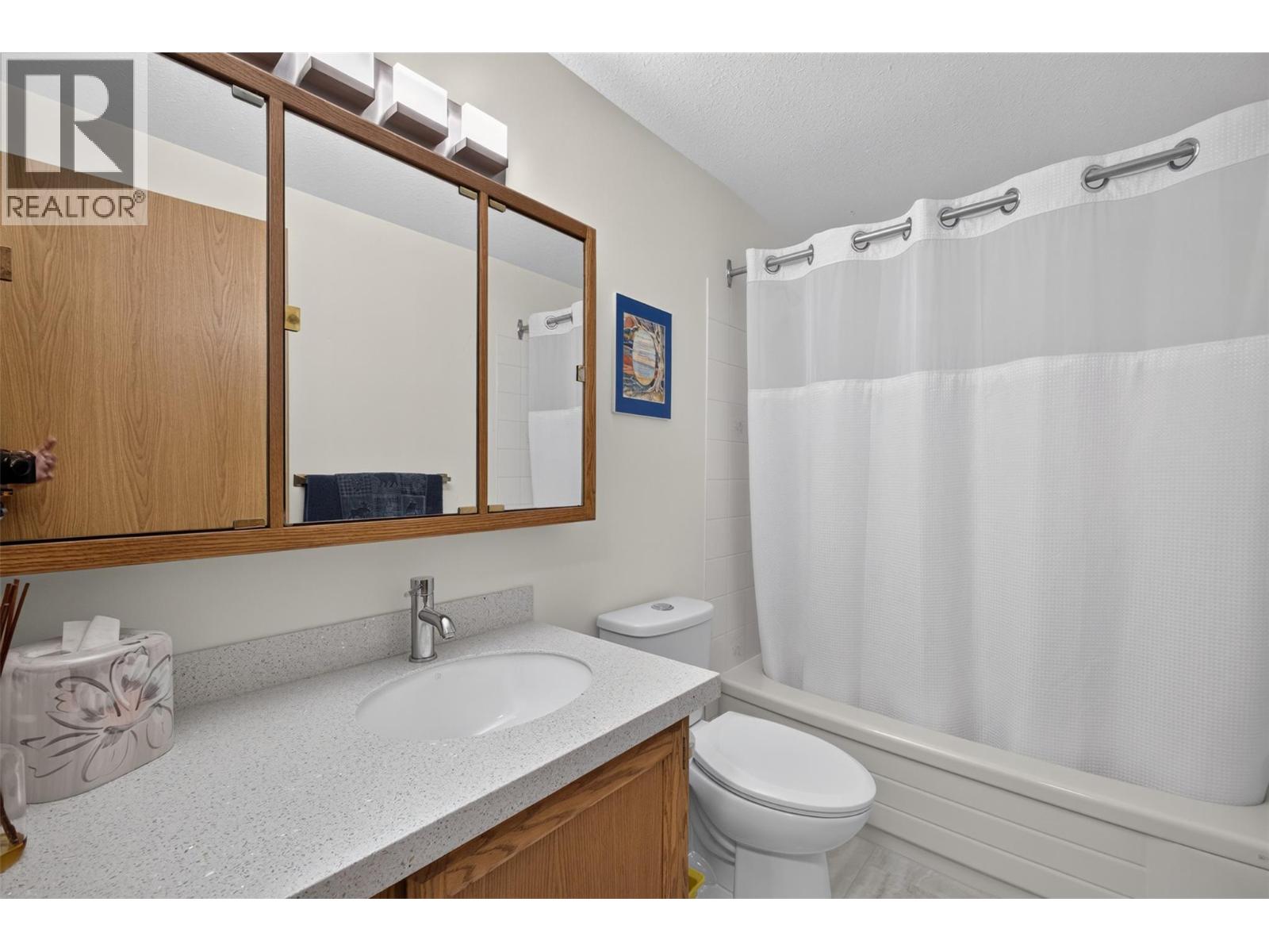 1229 Bernard Avenue Unit# 102, Kelowna, British Columbia  V1Y 6R3 - Photo 22 - 10396094