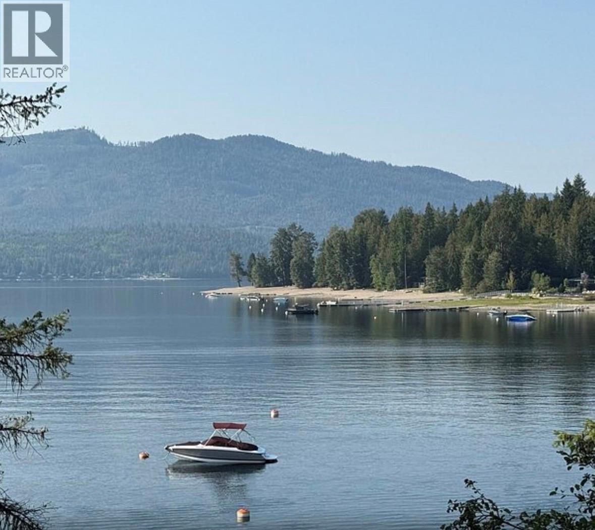 5785 Seymour Road, Celista, British Columbia  V0E 1M6 - Photo 15 - 10395656