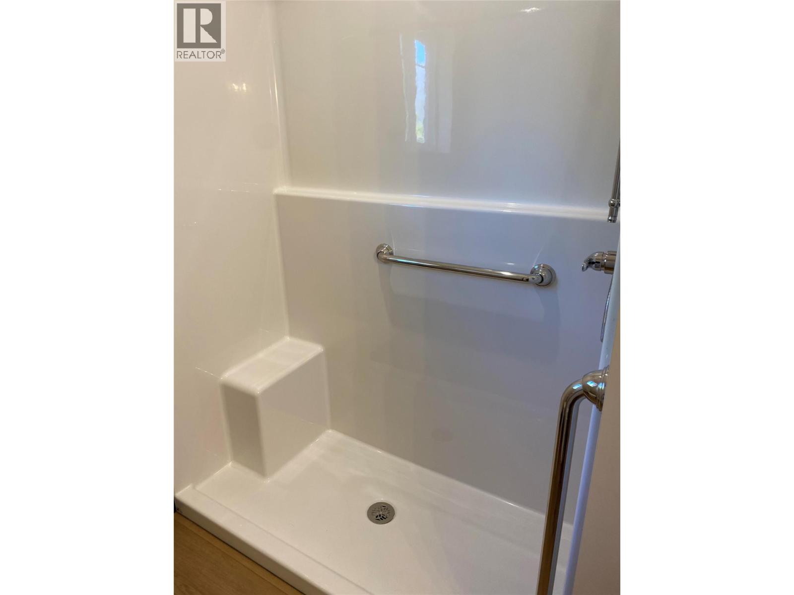 611 Casley Court Unit# 2, New Denver, British Columbia  V0G 1S1 - Photo 10 - 10396514