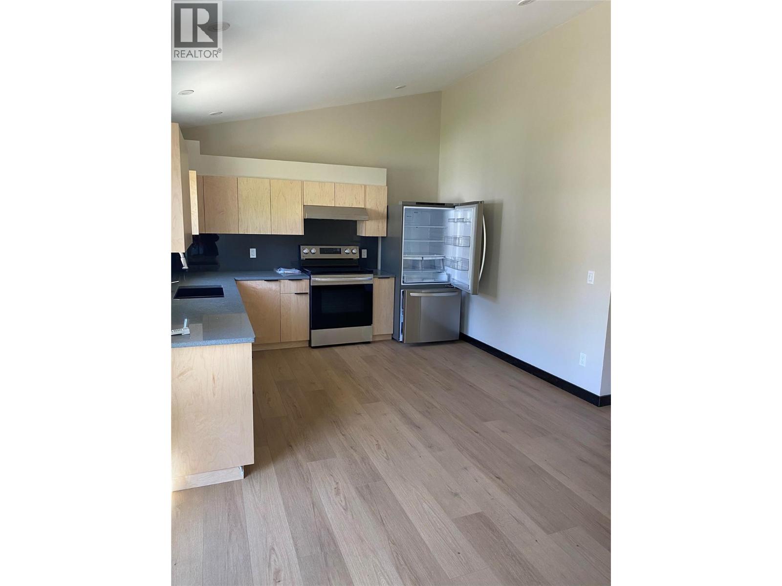 611 Casley Court Unit# 2, New Denver, British Columbia  V0G 1S1 - Photo 11 - 10396514