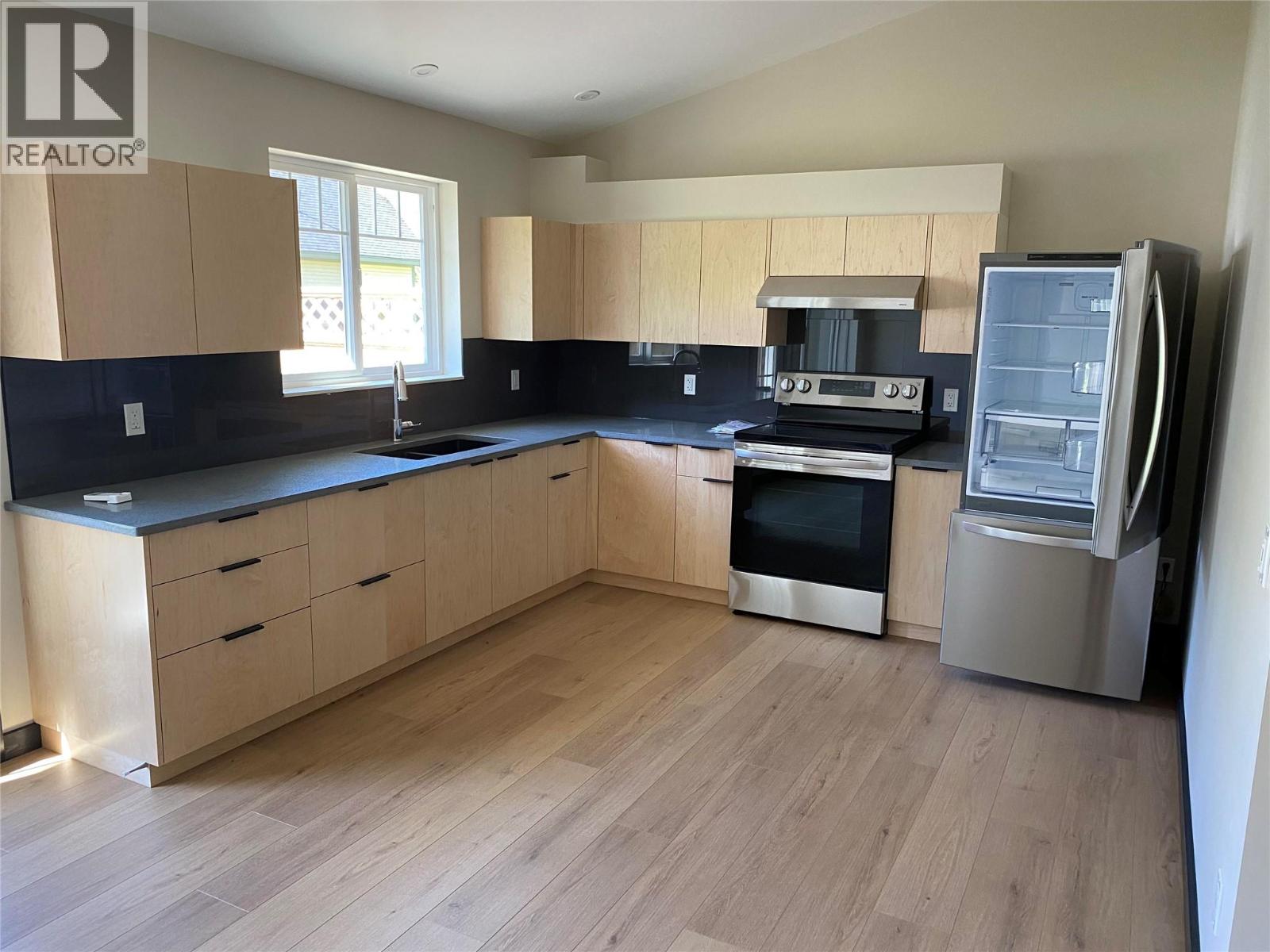 611 Casley Court Unit# 2, New Denver, British Columbia  V0G 1S1 - Photo 5 - 10396514