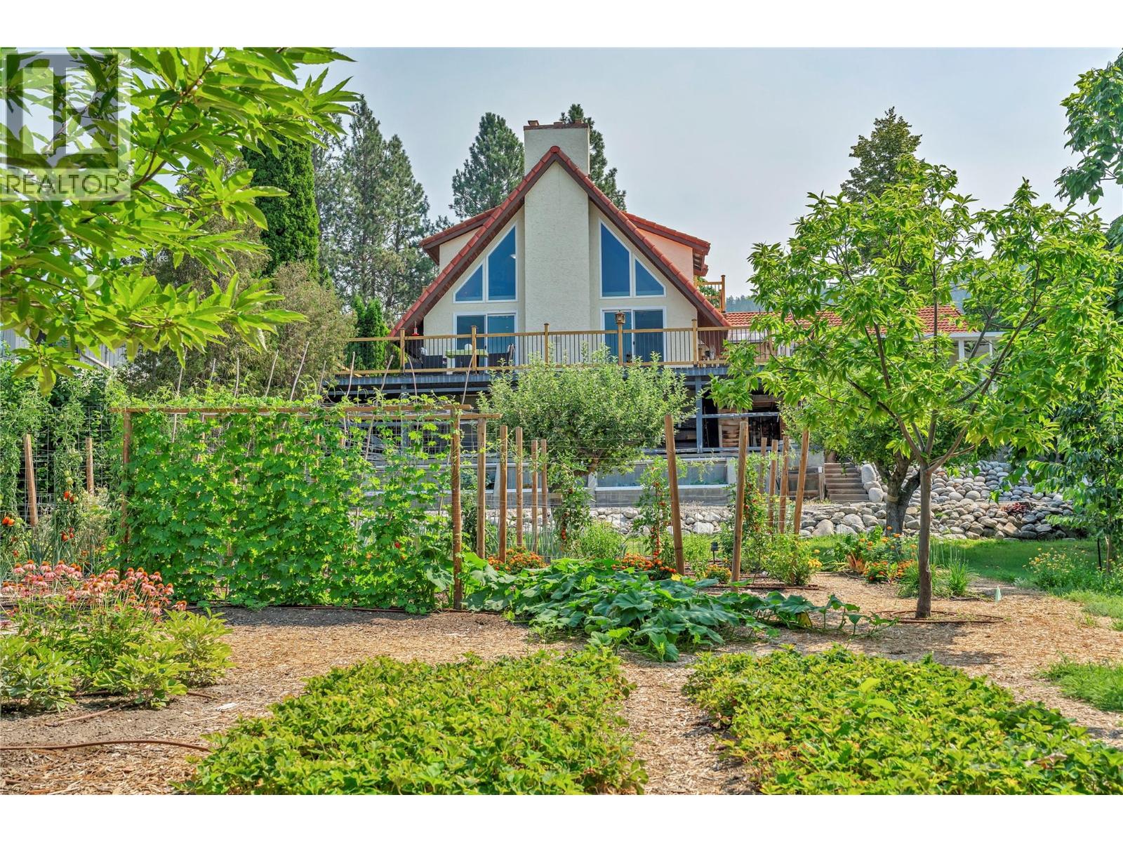 3015 Ponderosa Drive, Naramata, British Columbia  V0H 1N1 - Photo 40 - 10396746