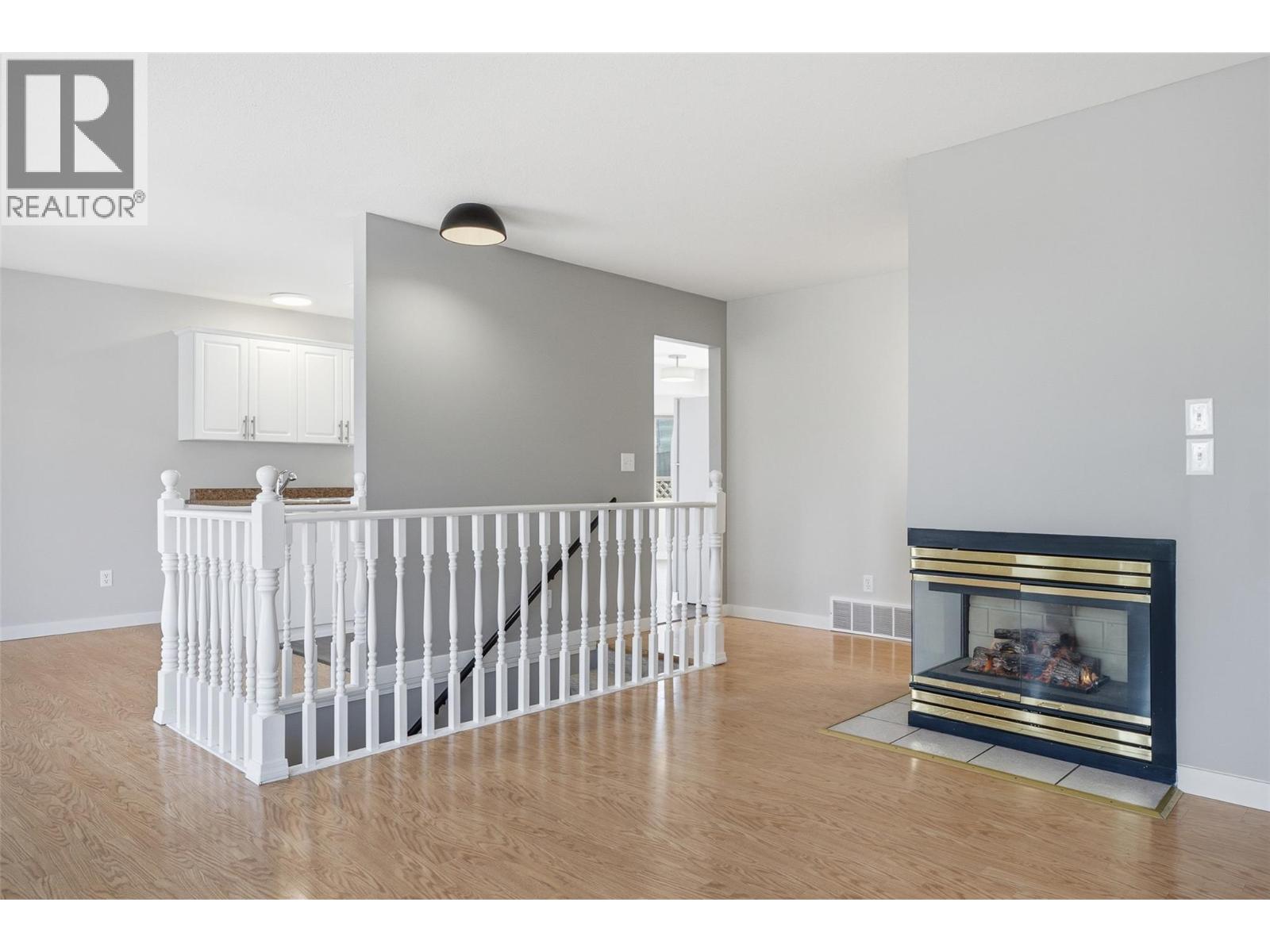 913 Greystone Crescent, Kamloops, British Columbia  V1S 1K7 - Photo 19 - 10396639