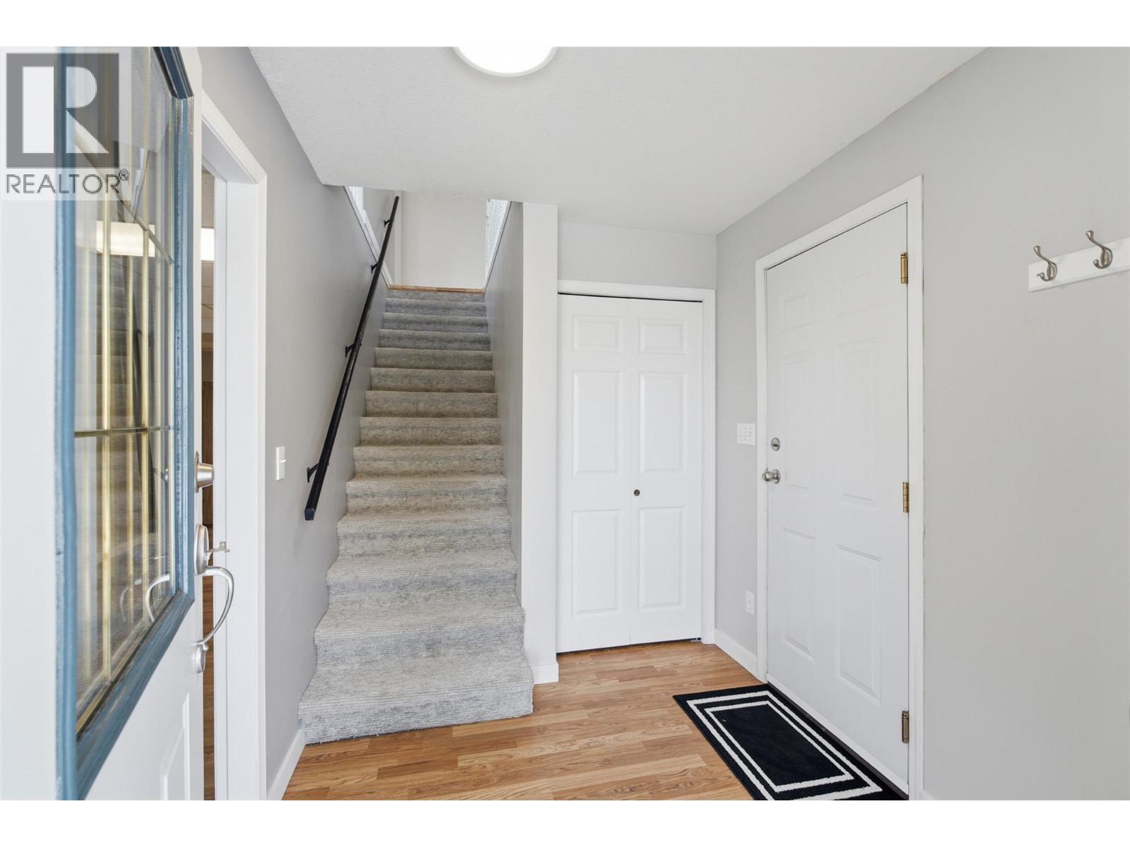 913 Greystone Crescent, Kamloops, British Columbia  V1S 1K7 - Photo 6 - 10396639