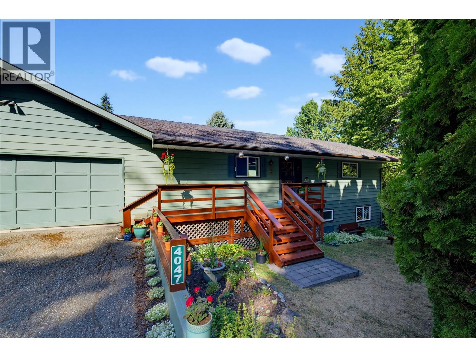4047 Torry Road, Eagle Bay, British Columbia  V0E 1T0 - Photo 5 - 10396838