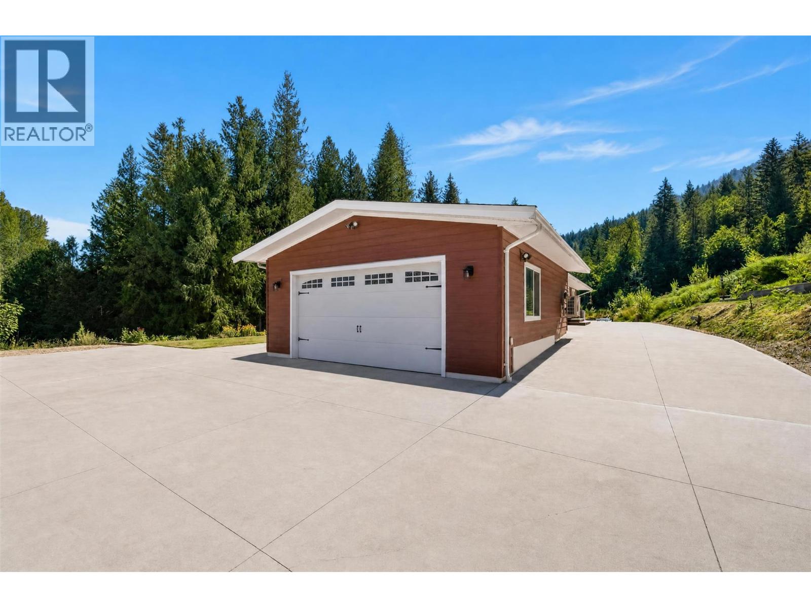 450 20 Avenue Sw, Salmon Arm, British Columbia  V1E 1T6 - Photo 36 - 10396607