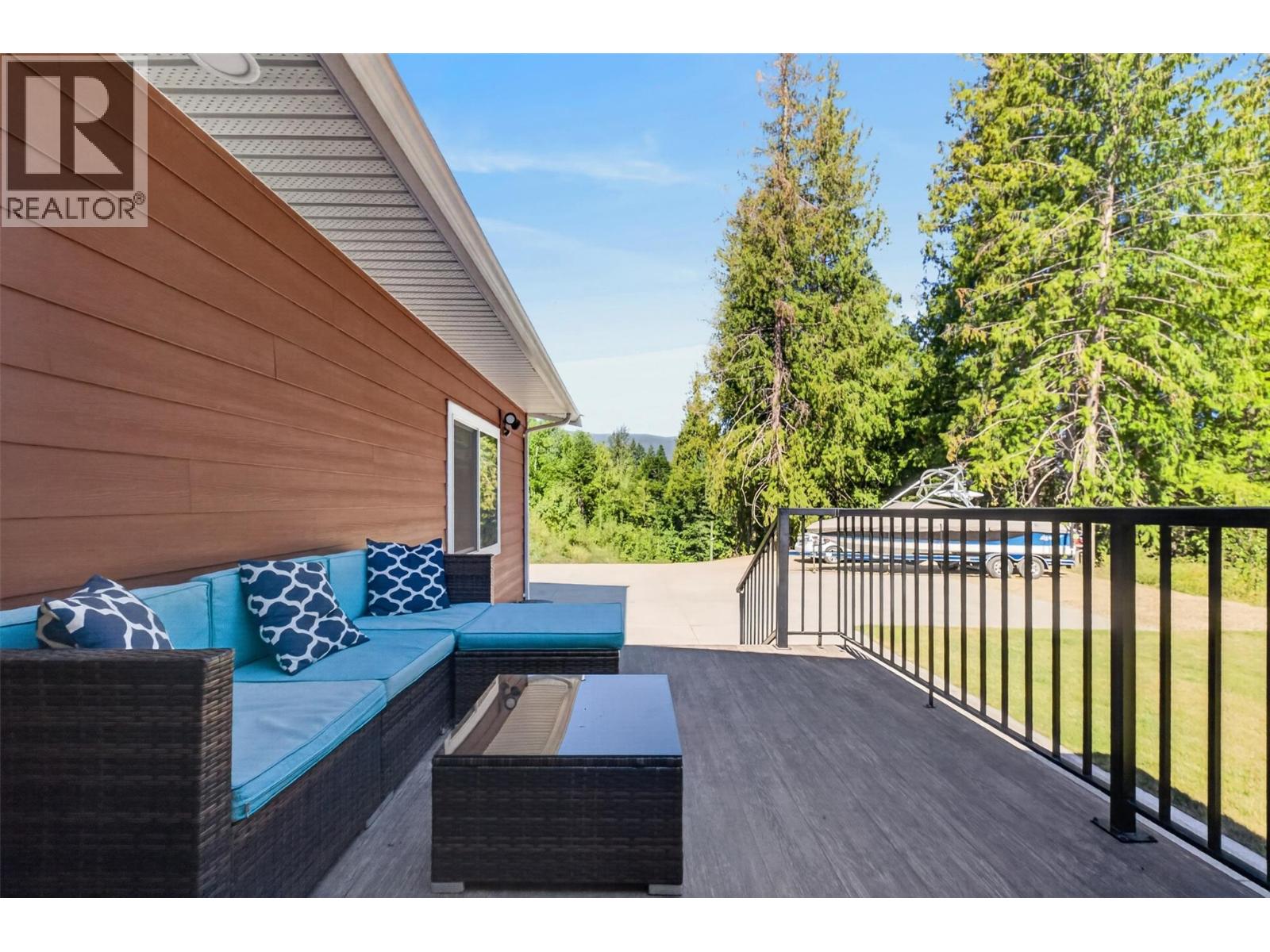 450 20 Avenue Sw, Salmon Arm, British Columbia  V1E 1T6 - Photo 39 - 10396607