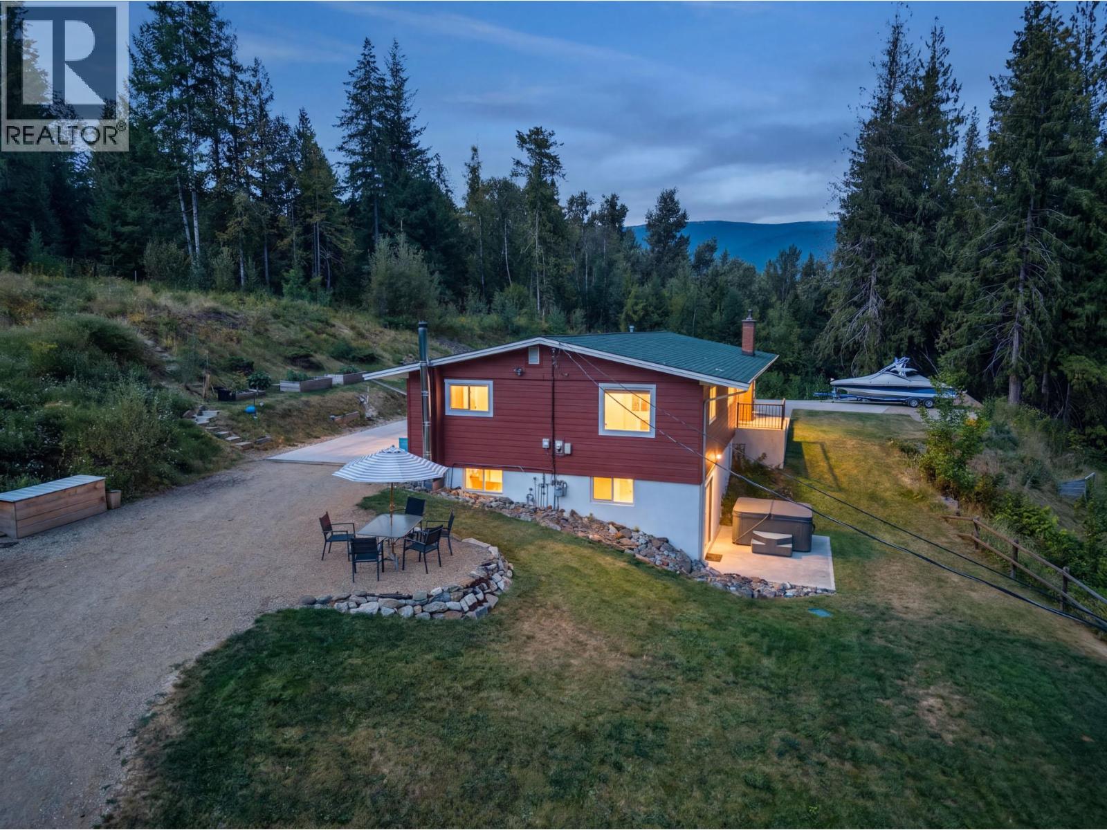 450 20 Avenue Sw, Salmon Arm, British Columbia  V1E 1T6 - Photo 43 - 10396607