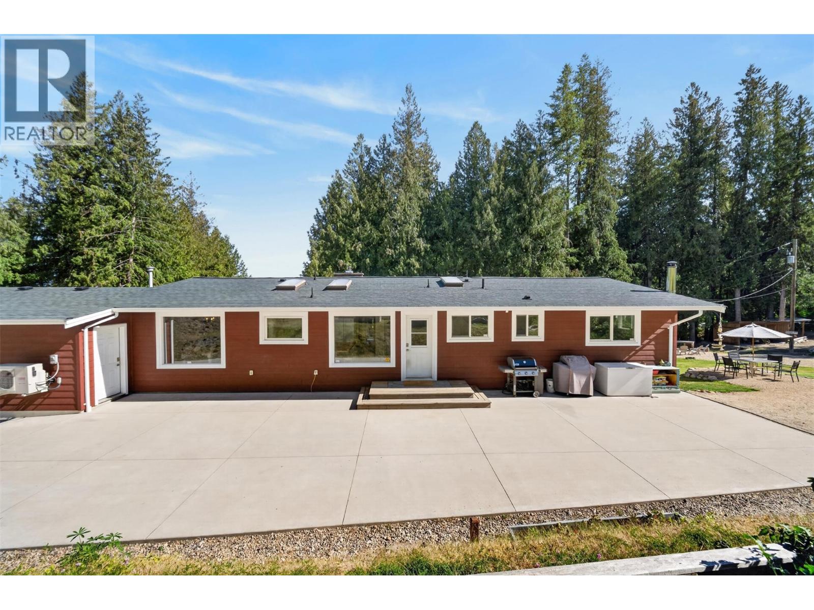 450 20 Avenue Sw, Salmon Arm, British Columbia  V1E 1T6 - Photo 46 - 10396607