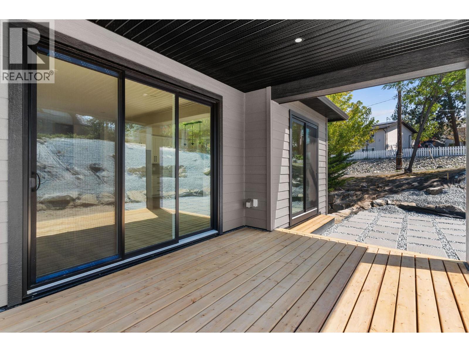 485 Sheila Crescent, Kelowna, British Columbia  V1W 4L8 - Photo 49 - 10396827