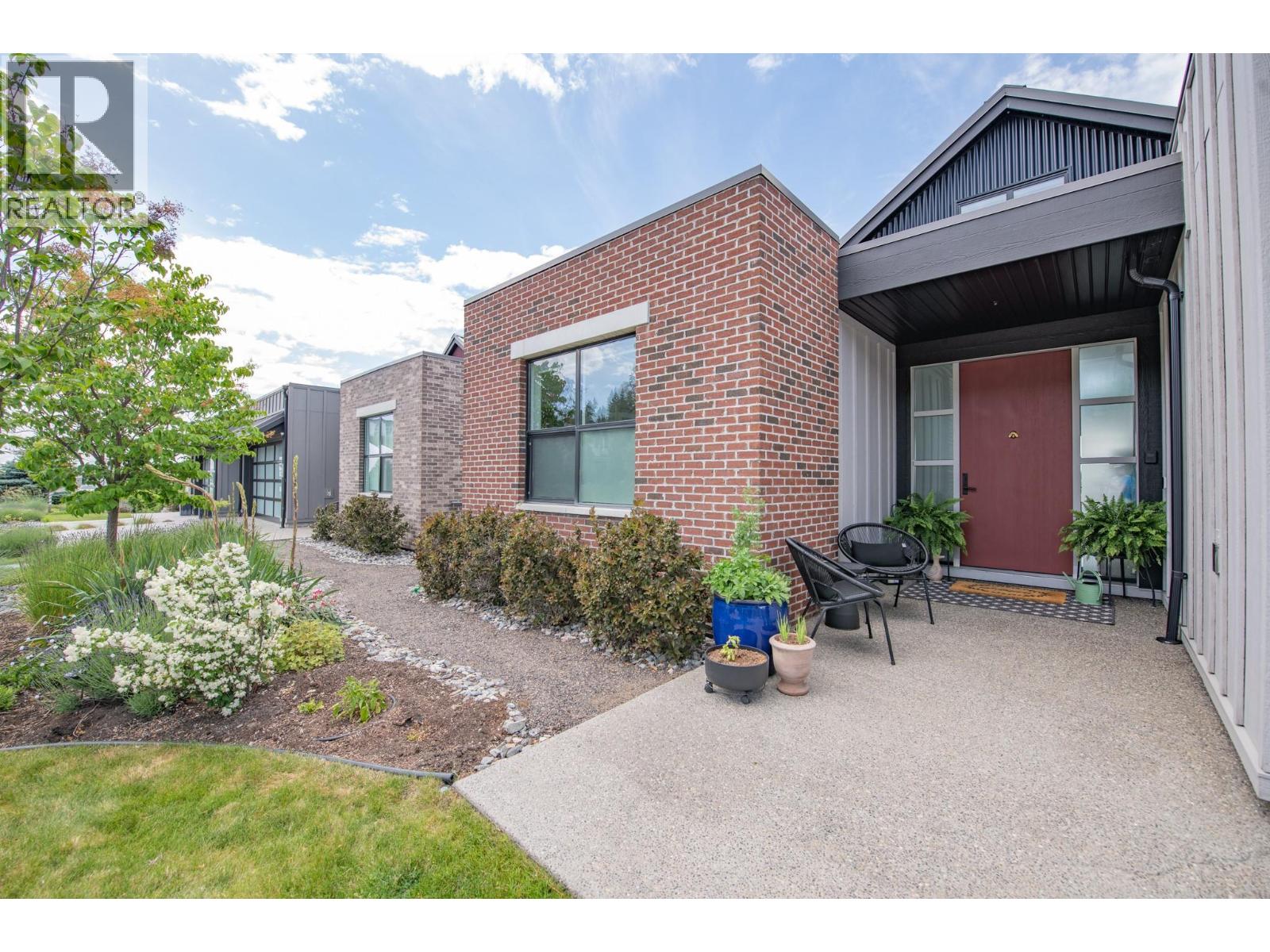 213 Ashcroft Place, Vernon, British Columbia  V1H 2M1 - Photo 4 - 10396787
