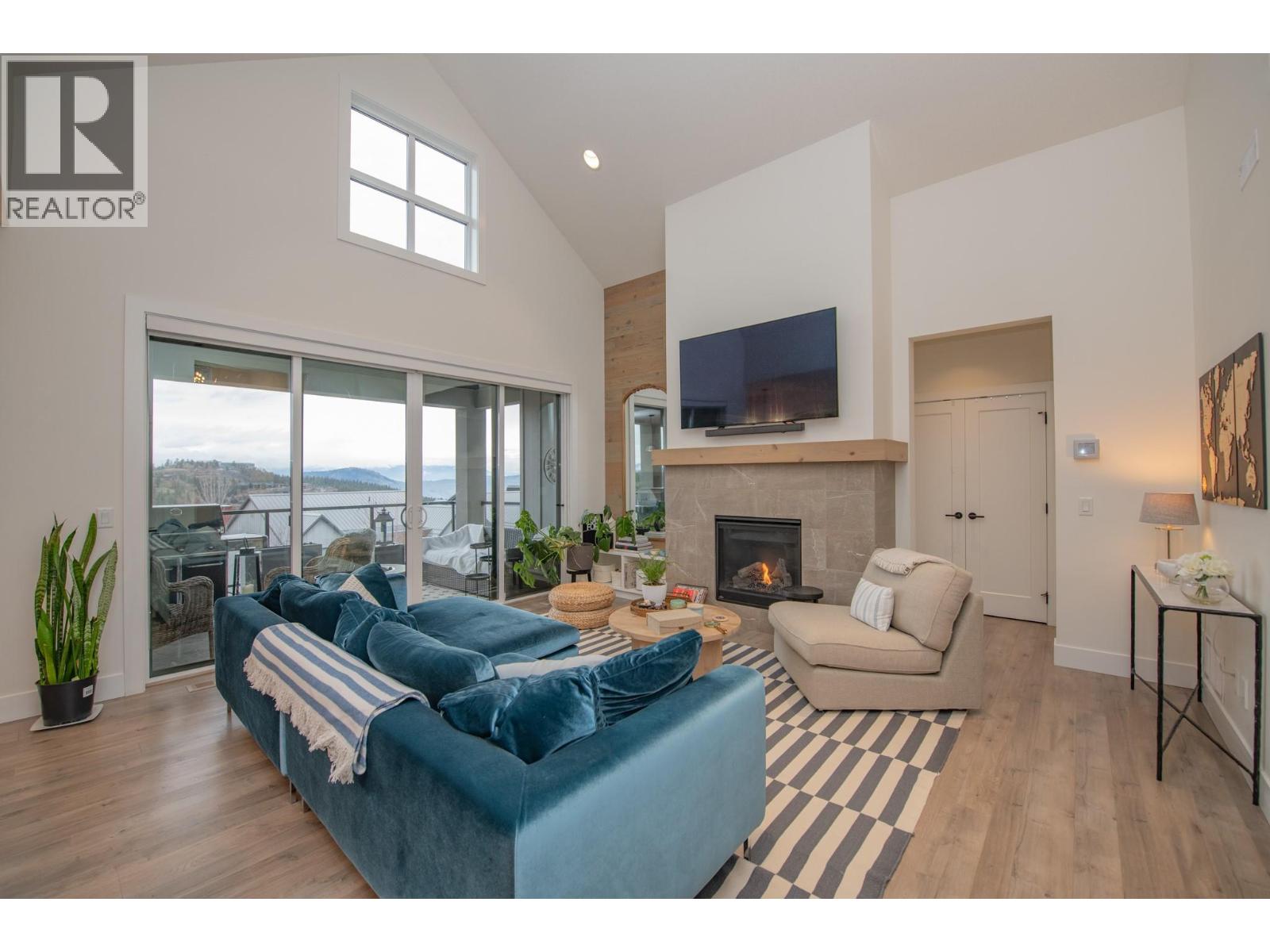 213 Ashcroft Place, Vernon, British Columbia  V1H 2M1 - Photo 9 - 10396787