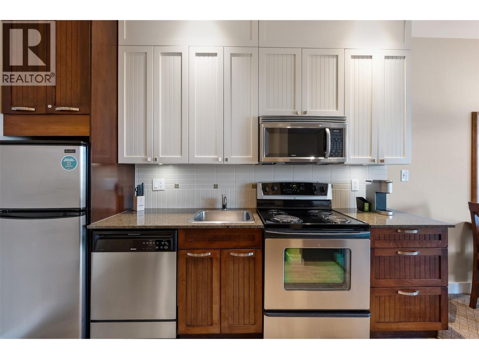 13011 Lakeshore Drive S Unit# 104, Summerland, British Columbia  V0H 1Z1 - Photo 16 - 10396303