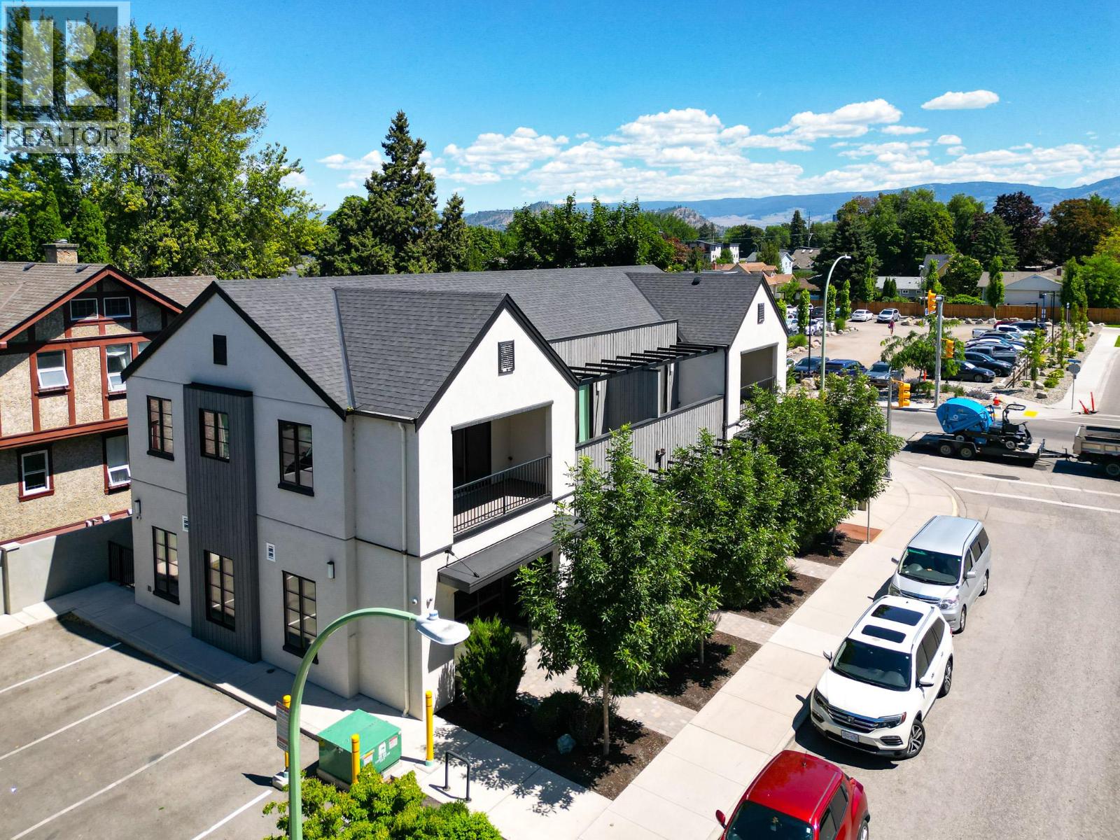 480 Royal Avenue, Kelowna, British Columbia  V1Y 5L3 - Photo 1 - 10396881