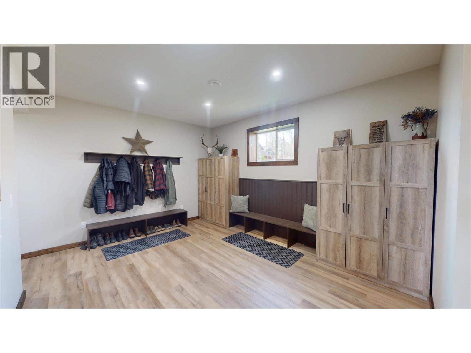 7229 3/93 Highway, Cranbrook, British Columbia  V1C 7B2 - Photo 45 - 10396829