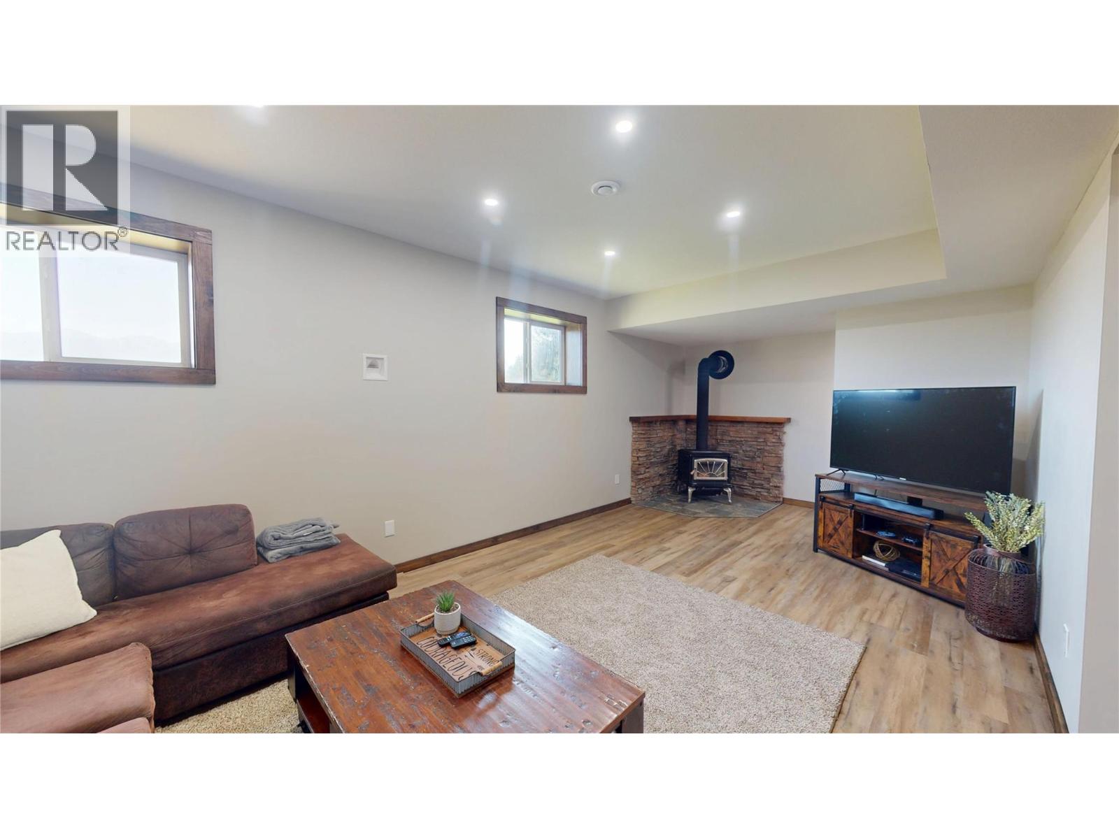 7229 3/93 Highway, Cranbrook, British Columbia  V1C 7B2 - Photo 48 - 10396829