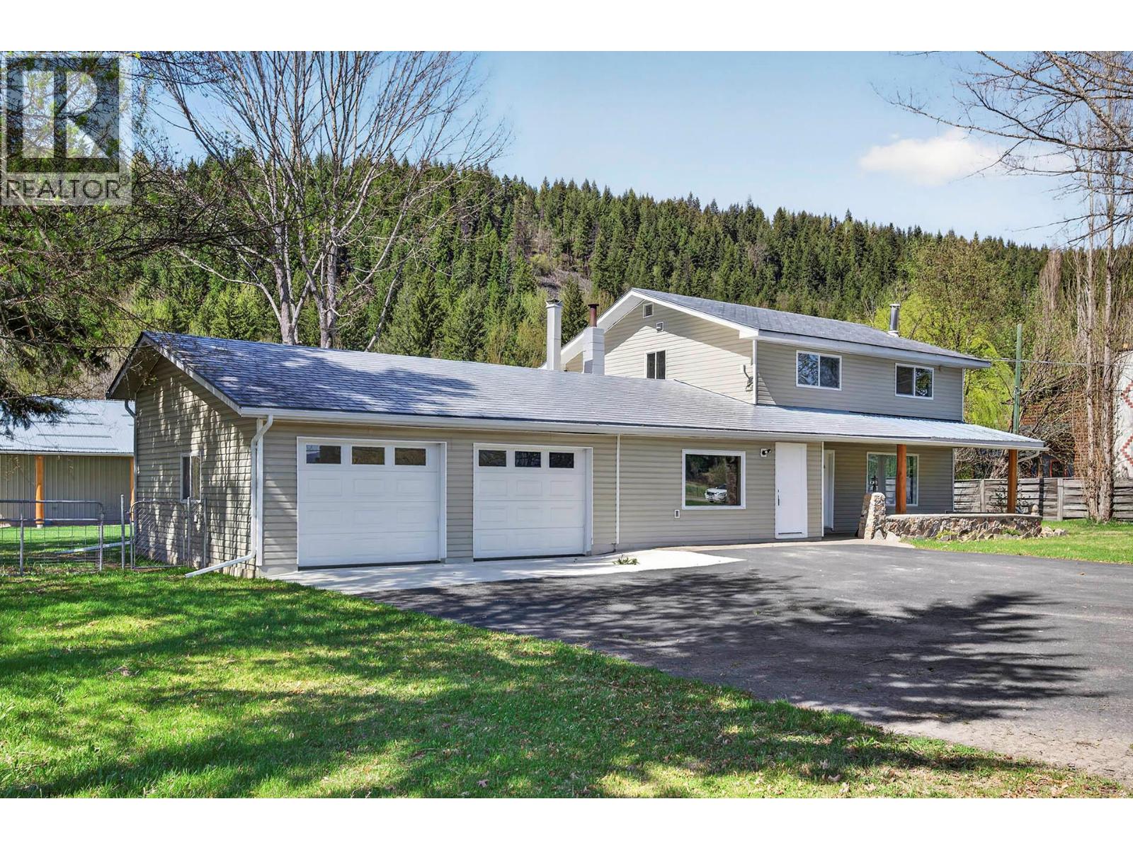 985 Old N Thompson Highway, Clearwater, British Columbia  V0E 1N2 - Photo 67 - 10396672