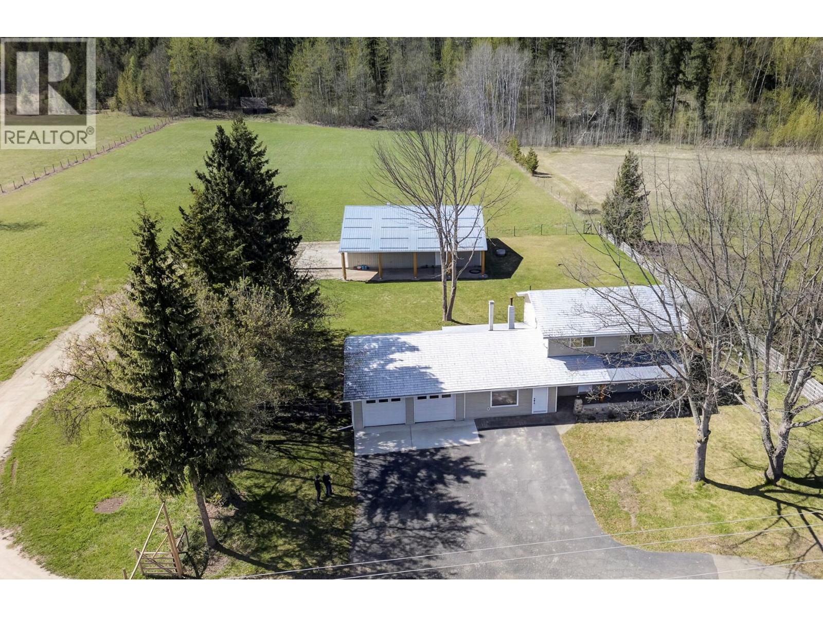985 Old N Thompson Highway, Clearwater, British Columbia  V0E 1N2 - Photo 73 - 10396672