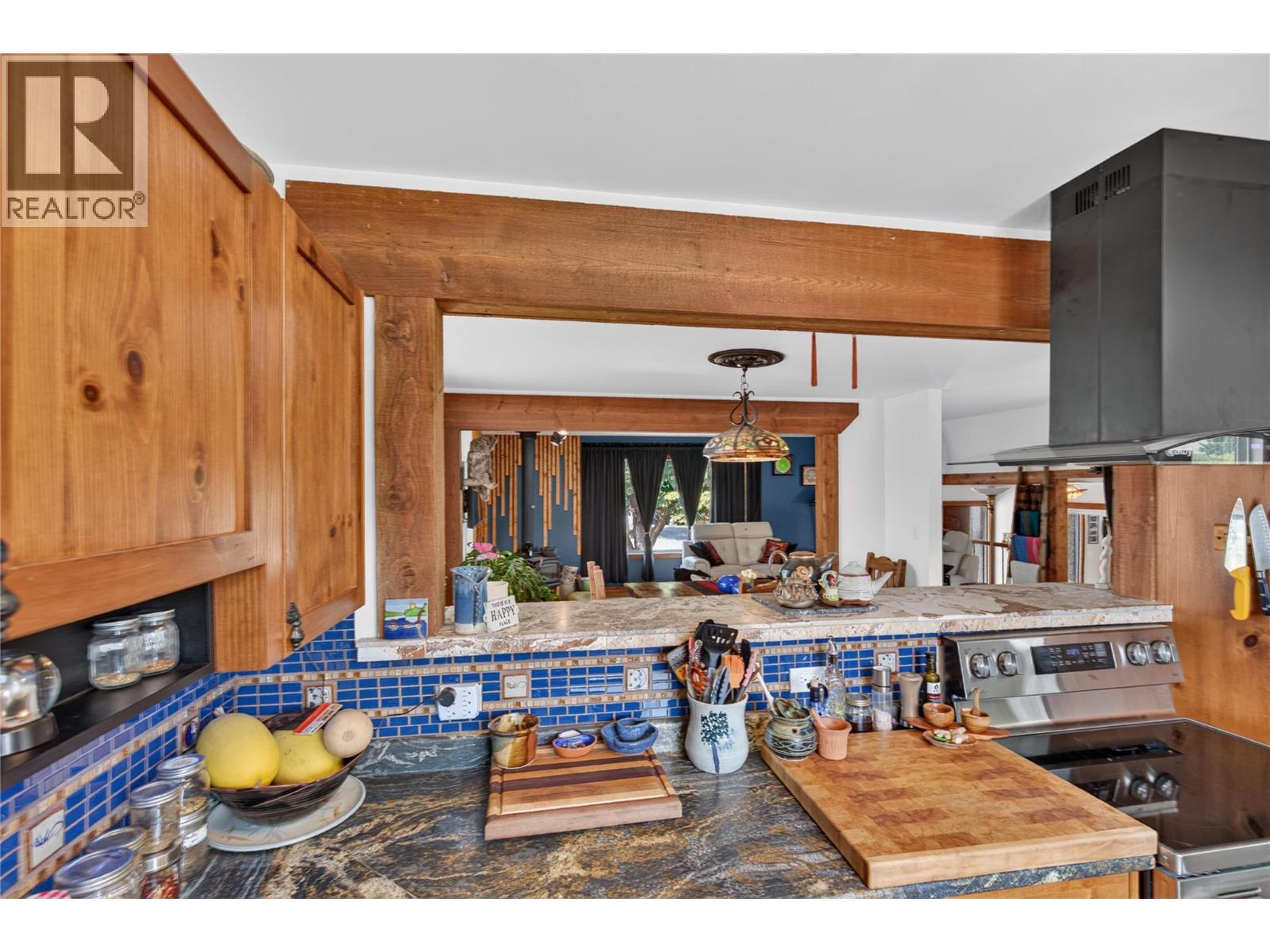 6415 Glendora Way, Coldstream, British Columbia  V1B 3G5 - Photo 35 - 10396752