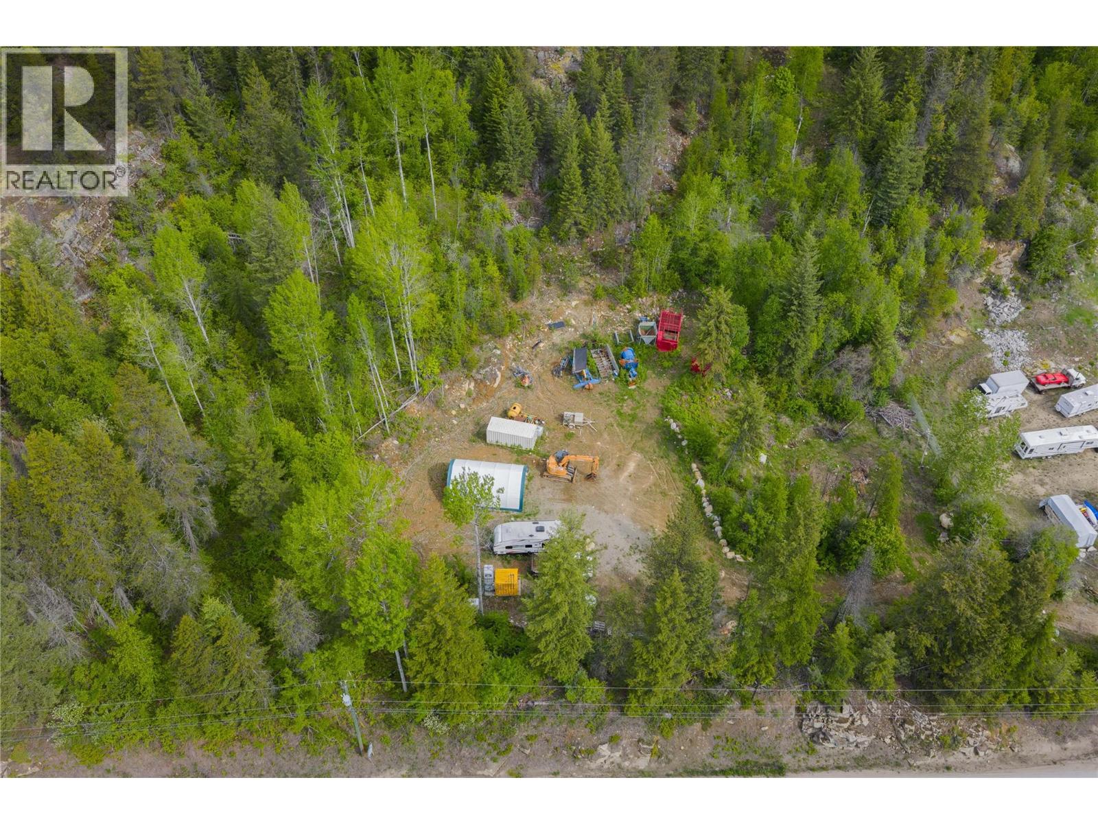 1682 Circle Road, Castlegar, British Columbia  V1N 4W1 - Photo 10 - 10396470