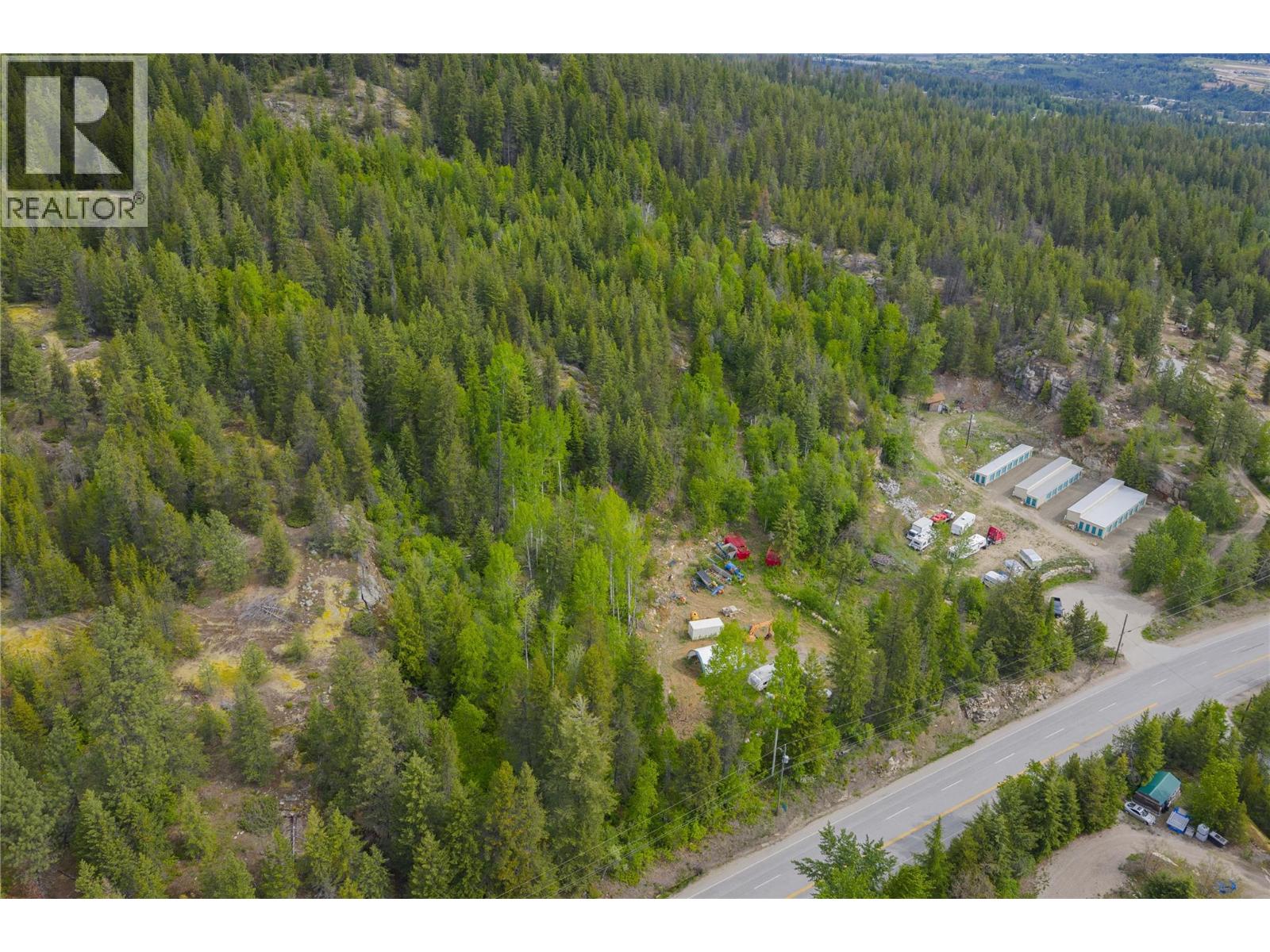 1682 Circle Road, Castlegar, British Columbia  V1N 4W1 - Photo 9 - 10396470