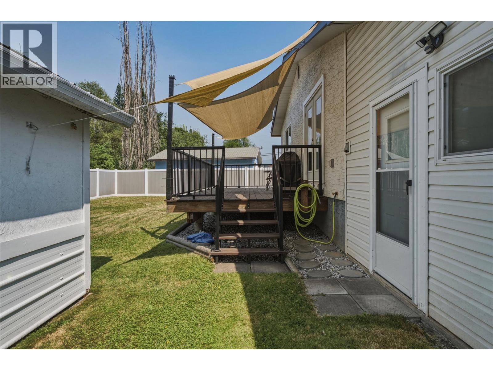 3343 Belaire Drive, Armstrong, British Columbia  V4Y 0K1 - Photo 27 - 10395567