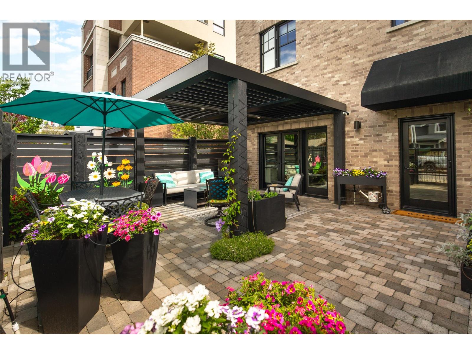 2691 Gore Street, Kelowna, British Columbia  V1Y 5A5 - Photo 1 - 10396813