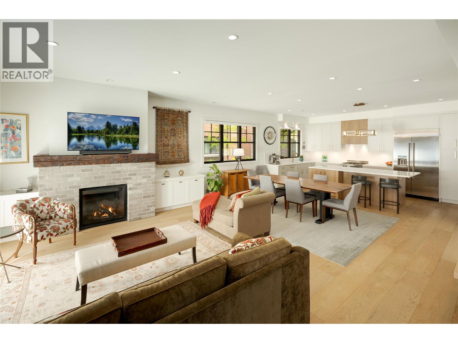 2691 Gore Street, Kelowna, British Columbia  V1Y 5A5 - Photo 5 - 10396813