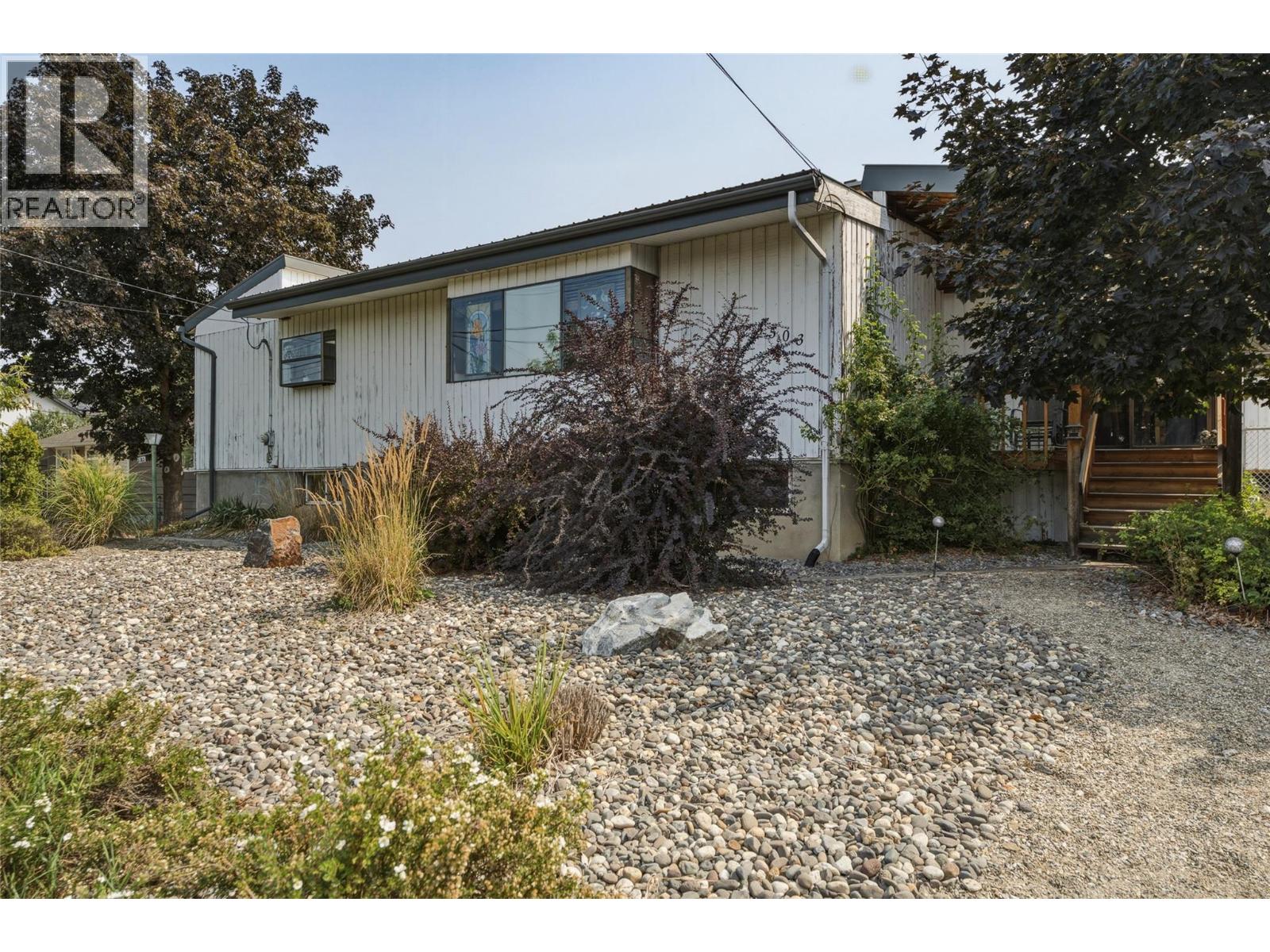 3503 19 Street, Vernon, British Columbia  V1T 4B8 - Photo 1 - 10396600