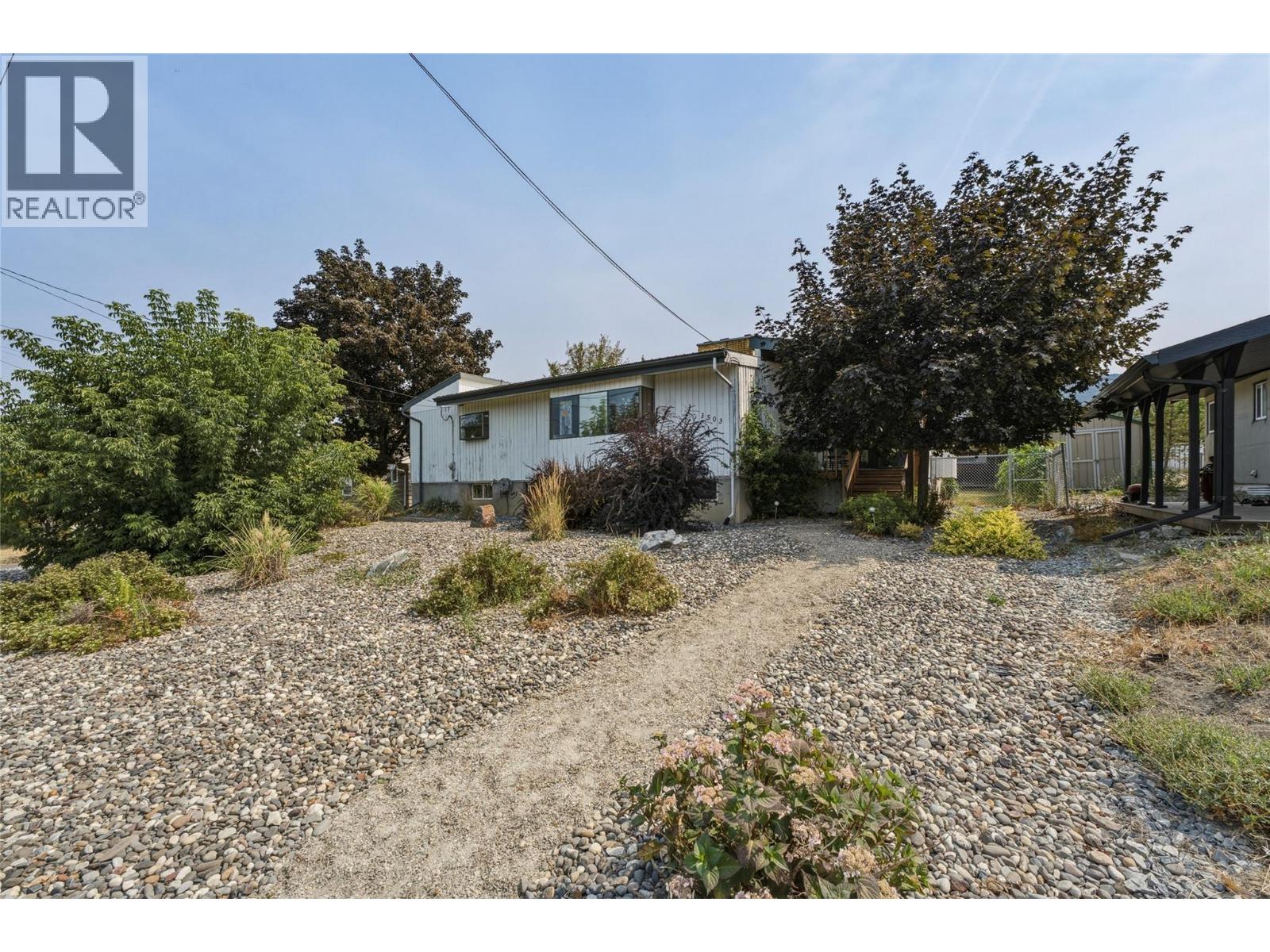 3503 19 Street, Vernon, British Columbia  V1T 4B8 - Photo 2 - 10396600