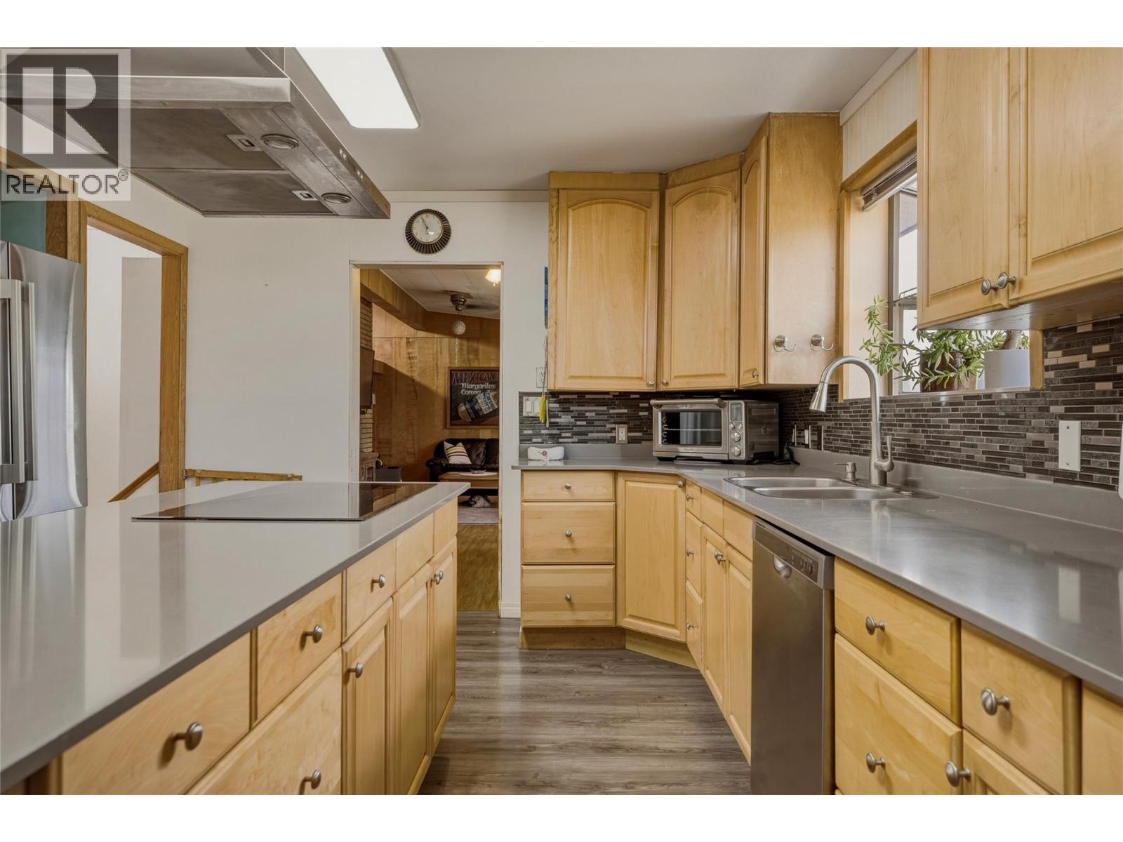 3503 19 Street, Vernon, British Columbia  V1T 4B8 - Photo 8 - 10396600