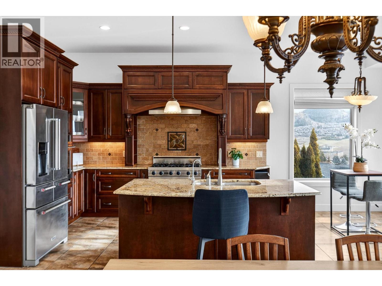 748 Traditions Crescent, Kelowna, British Columbia  V1V 2Y2 - Photo 11 - 10396893
