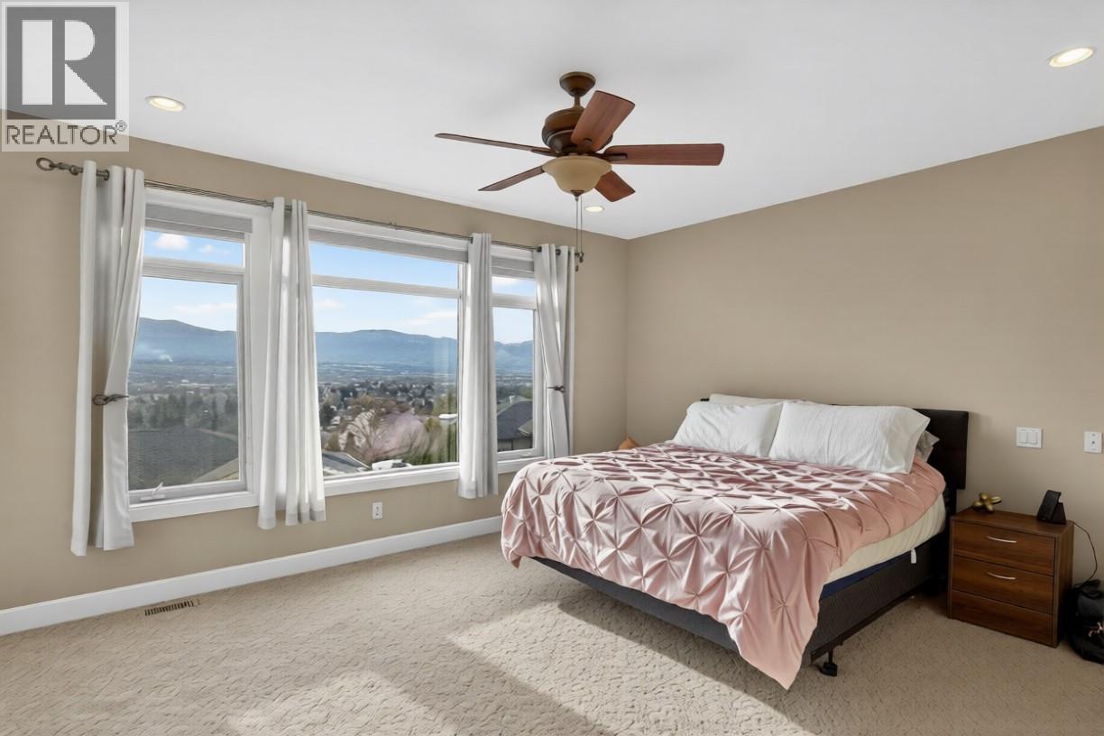 748 Traditions Crescent, Kelowna, British Columbia  V1V 2Y2 - Photo 18 - 10396893