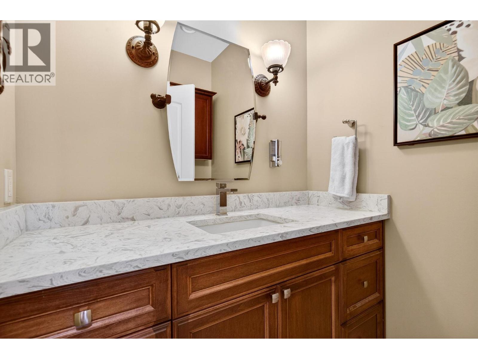 748 Traditions Crescent, Kelowna, British Columbia  V1V 2Y2 - Photo 29 - 10396893