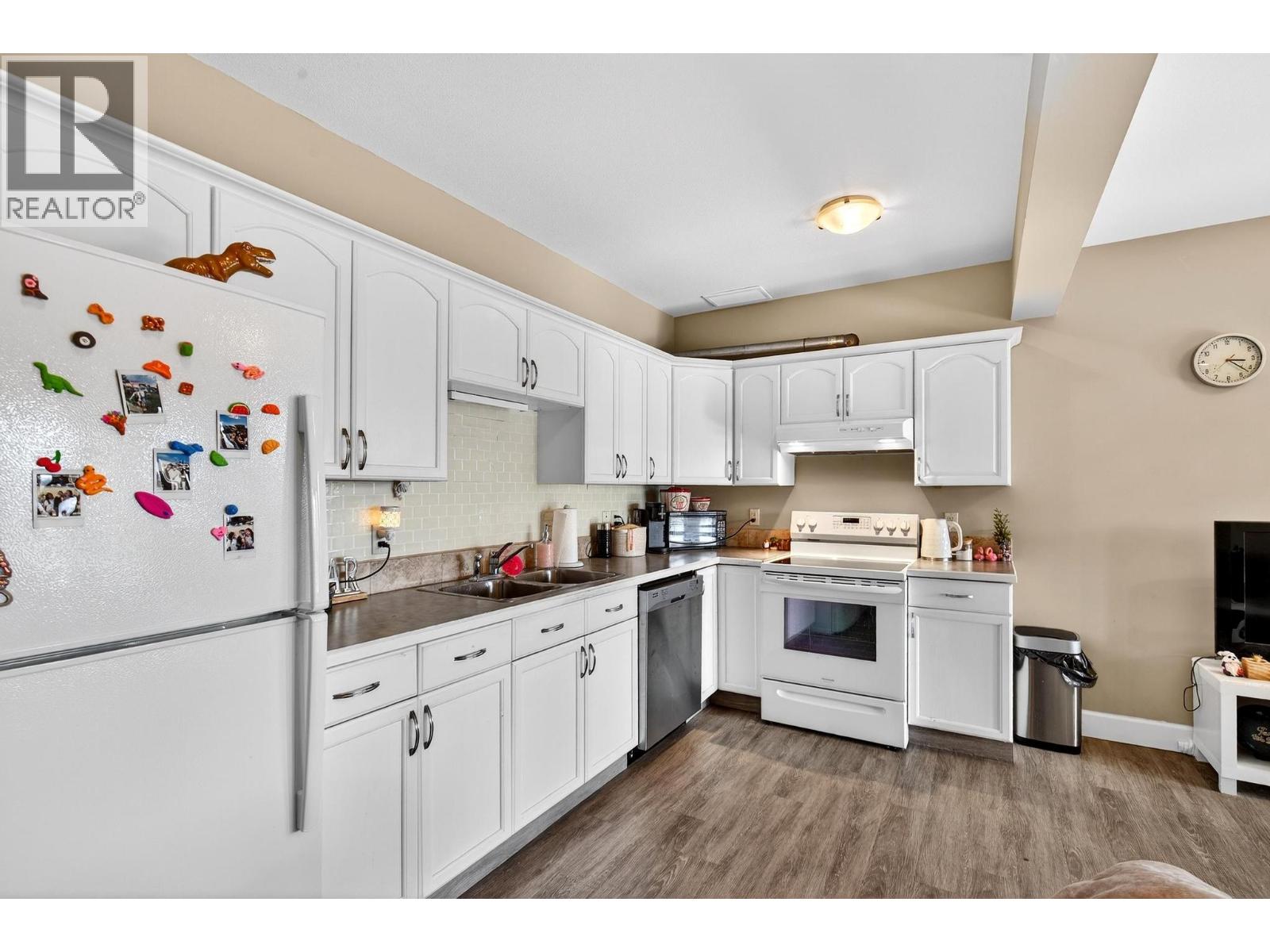 748 Traditions Crescent, Kelowna, British Columbia  V1V 2Y2 - Photo 45 - 10396893