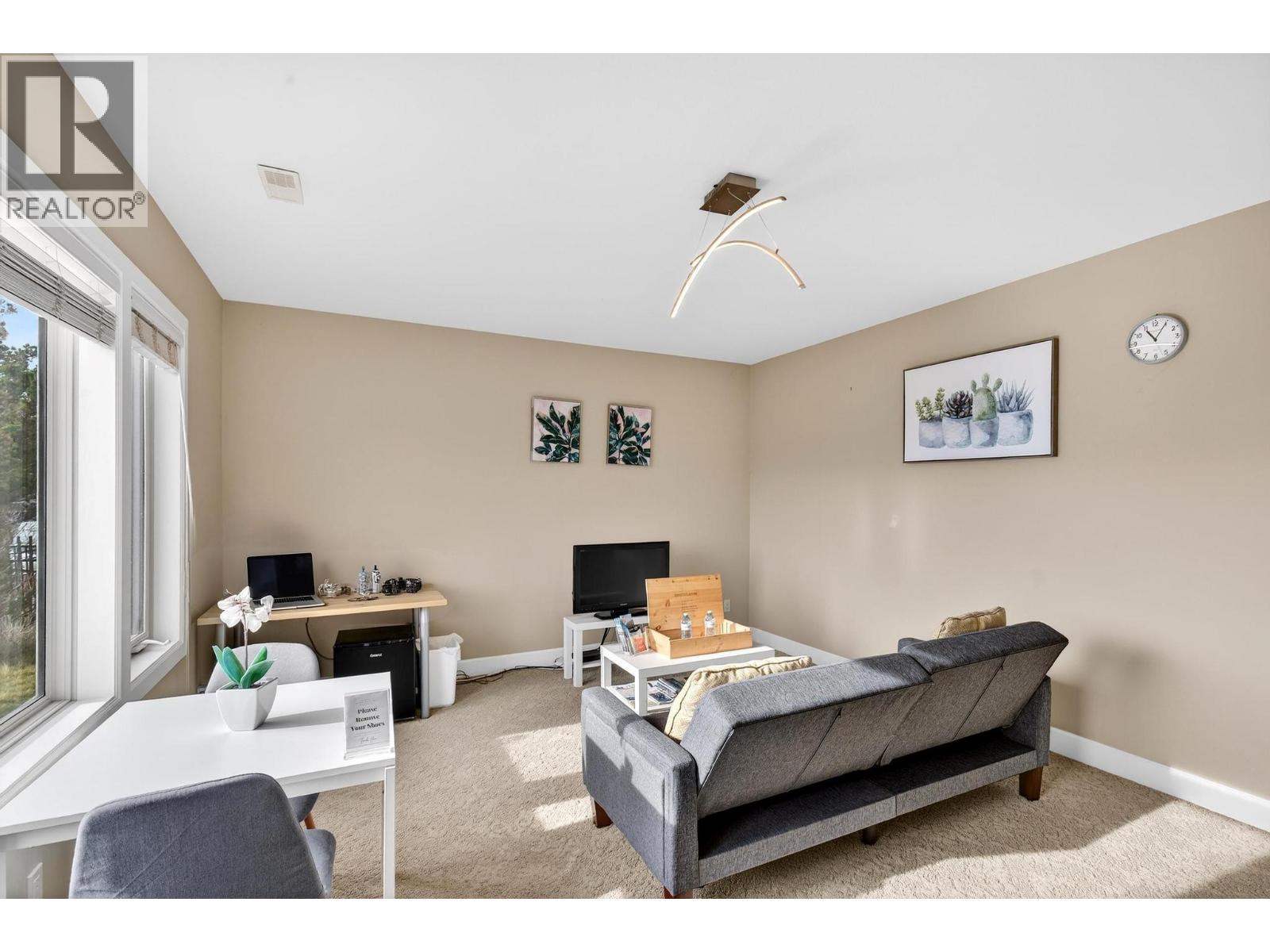 748 Traditions Crescent, Kelowna, British Columbia  V1V 2Y2 - Photo 49 - 10396893