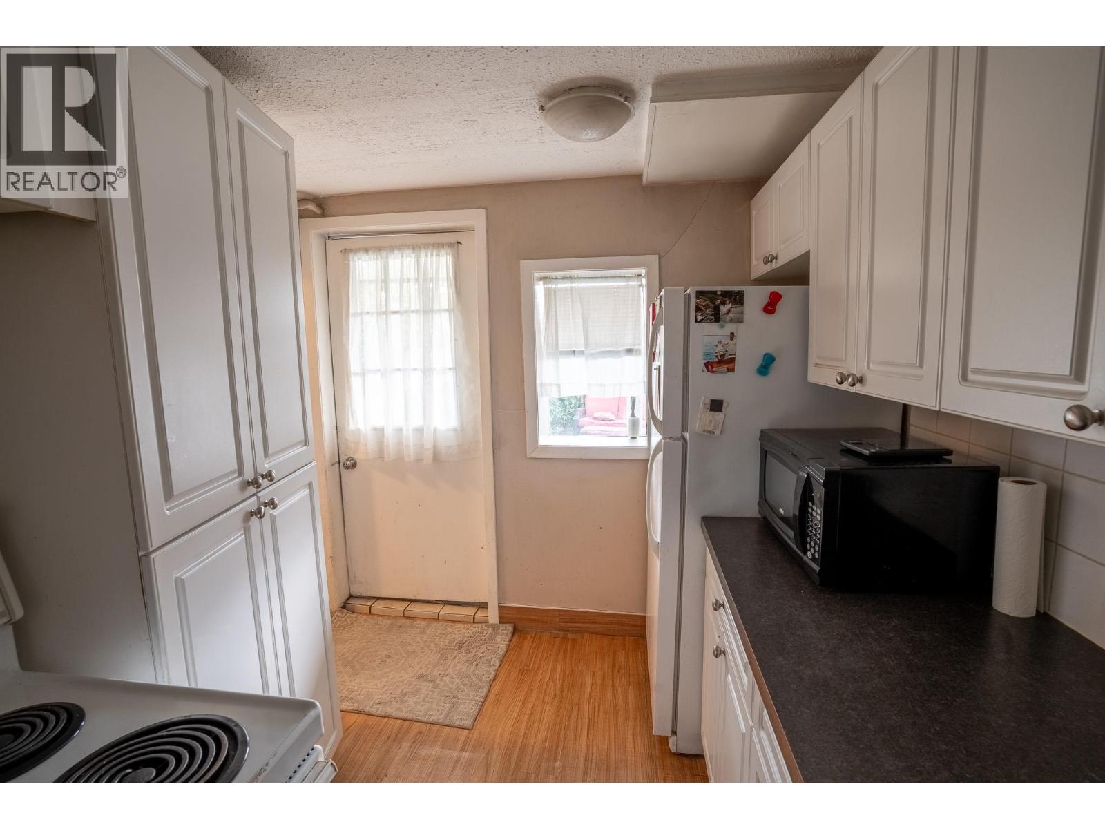 32 Battle Street W, Kamloops, British Columbia  V2C 1G6 - Photo 14 - 10396918