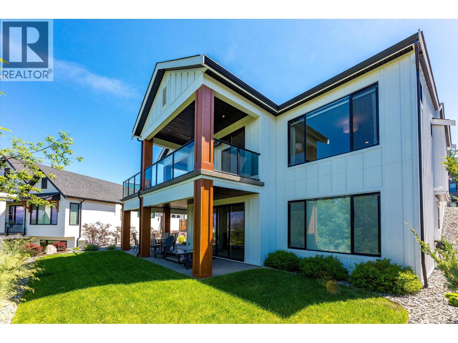 185 Diamond Way, Vernon, British Columbia  V1H 0A2 - Photo 3 - 10396877