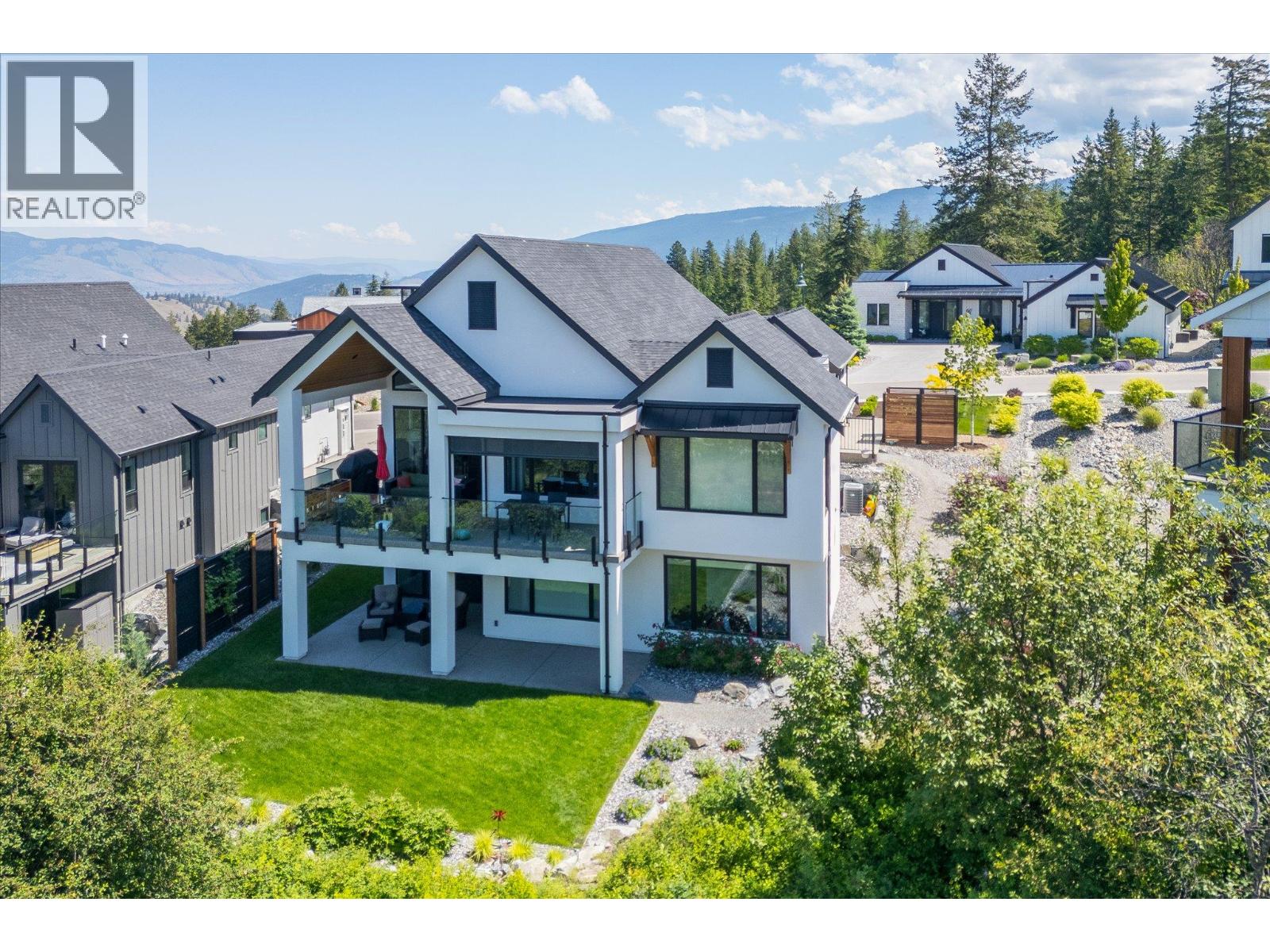 185 Diamond Way, Vernon, British Columbia  V1H 0A2 - Photo 50 - 10396877