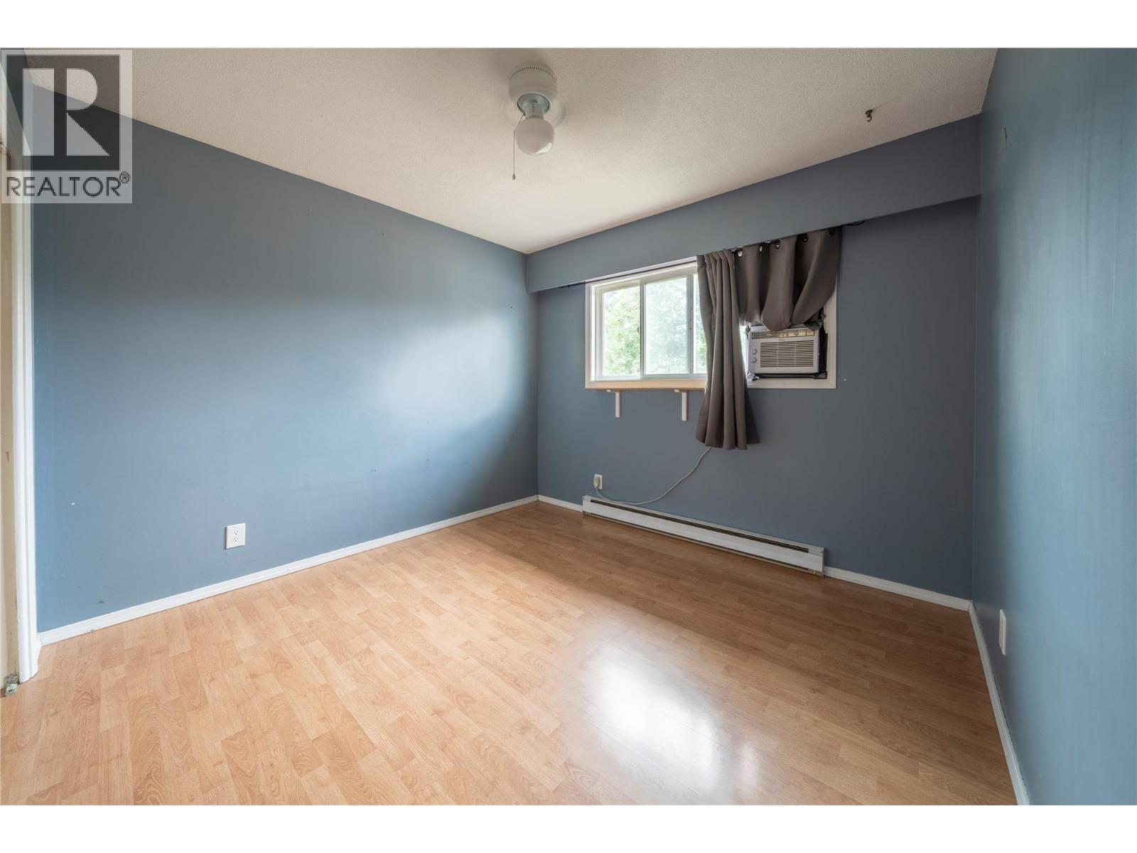 2270 Greenfield Avenue, Kamloops, British Columbia  V2B 4P3 - Photo 13 - 10396768