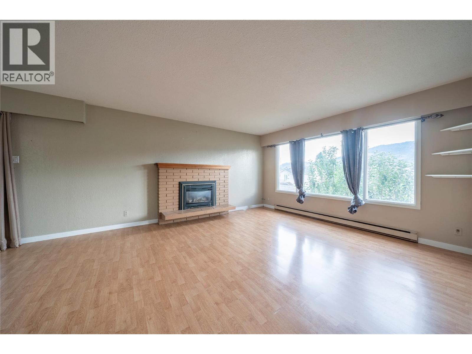2270 Greenfield Avenue, Kamloops, British Columbia  V2B 4P3 - Photo 6 - 10396768