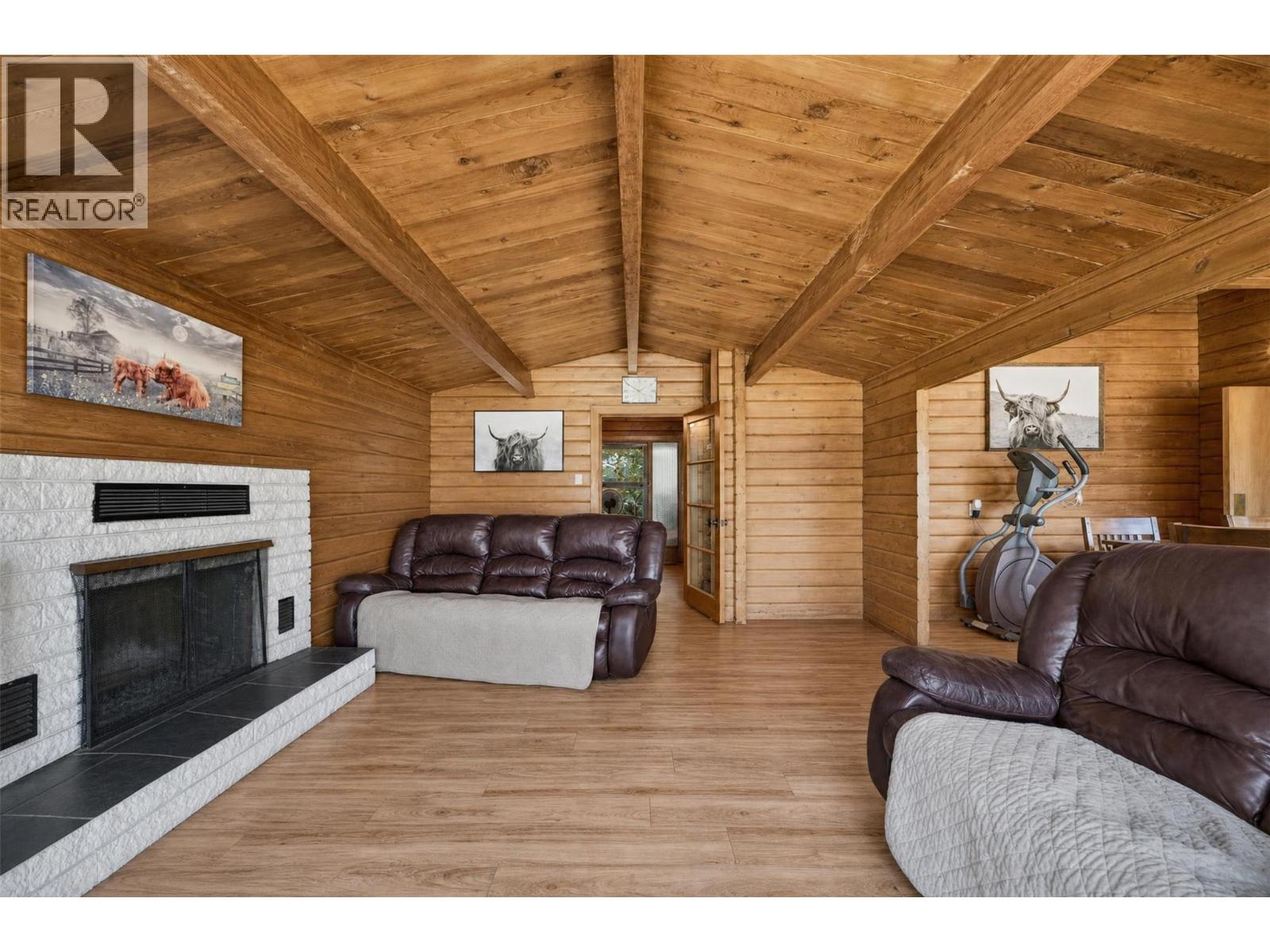 1260 16 Street Ne, Salmon Arm, British Columbia  V1E 2V1 - Photo 10 - 10396903