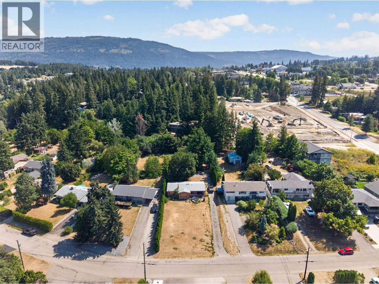 1260 16 Street Ne, Salmon Arm, British Columbia  V1E 2V1 - Photo 50 - 10396903