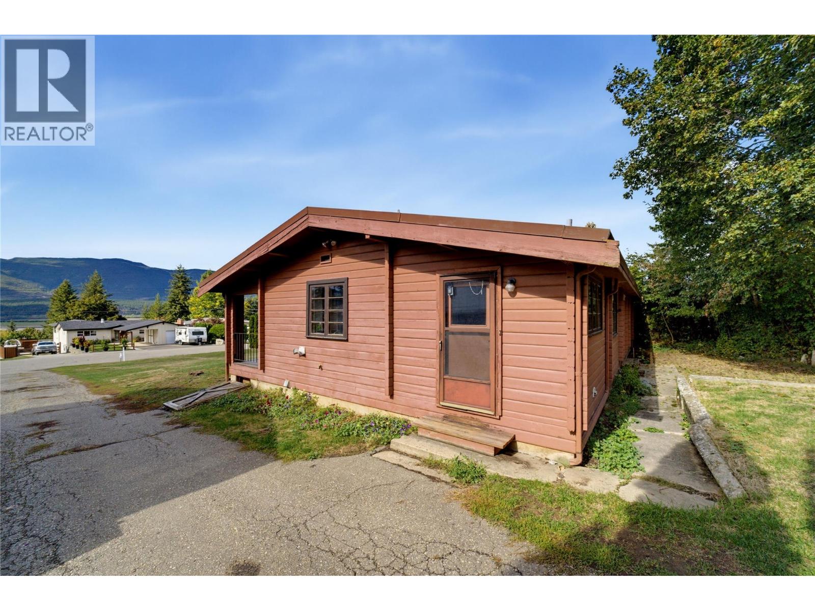 1260 16 Street Ne, Salmon Arm, British Columbia  V1E 2V1 - Photo 57 - 10396903