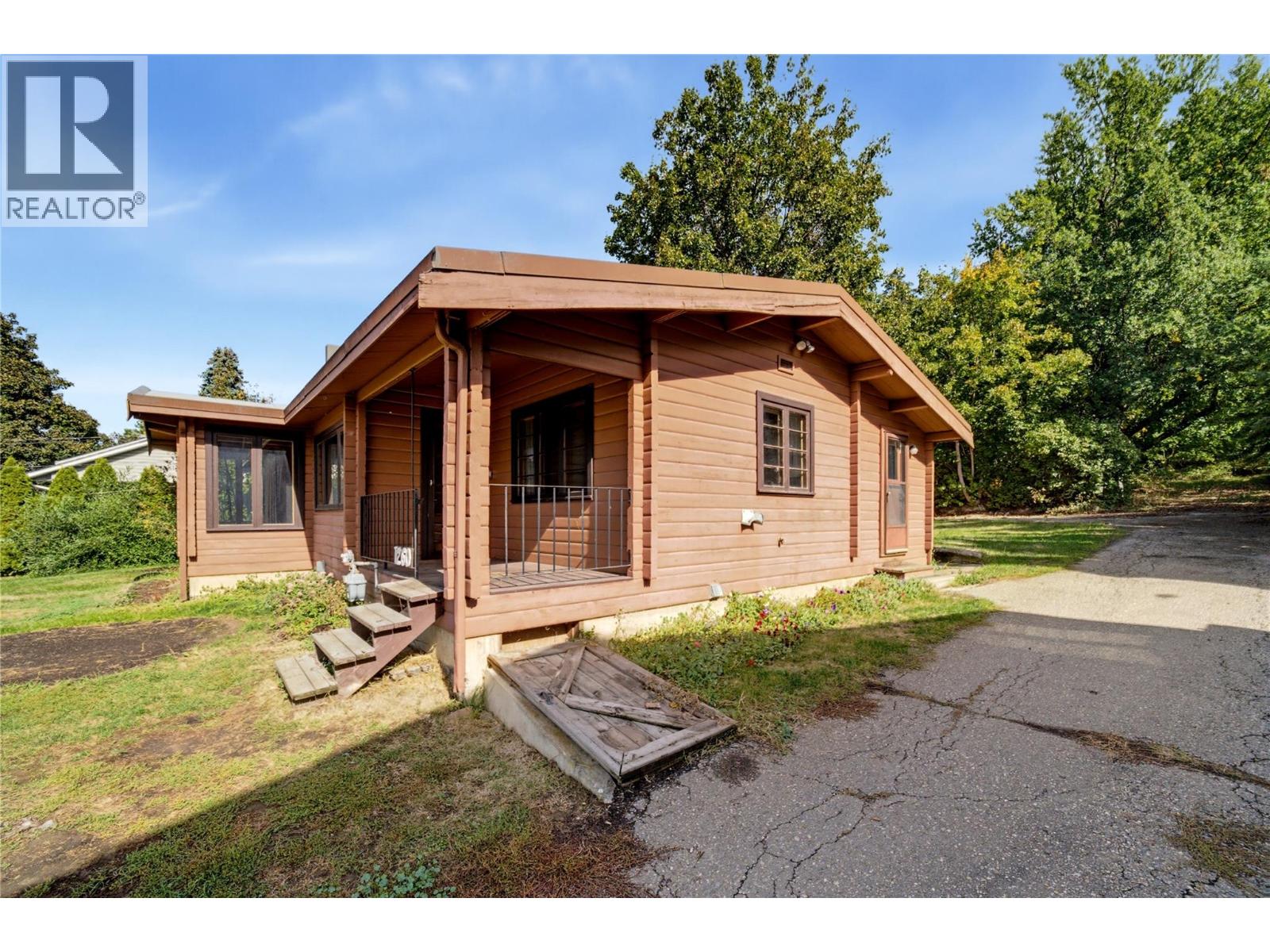 1260 16 Street Ne, Salmon Arm, British Columbia  V1E 2V1 - Photo 58 - 10396903