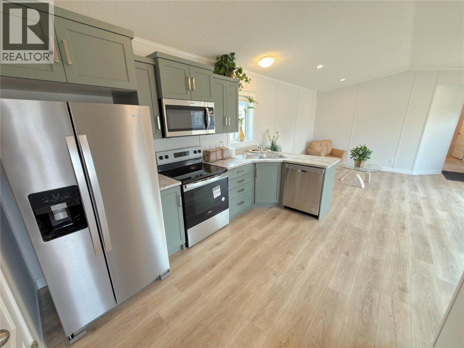406 Brandlmayr Gate Unit# 7, Princeton, British Columbia  V0X 1W0 - Photo 2 - 10396897
