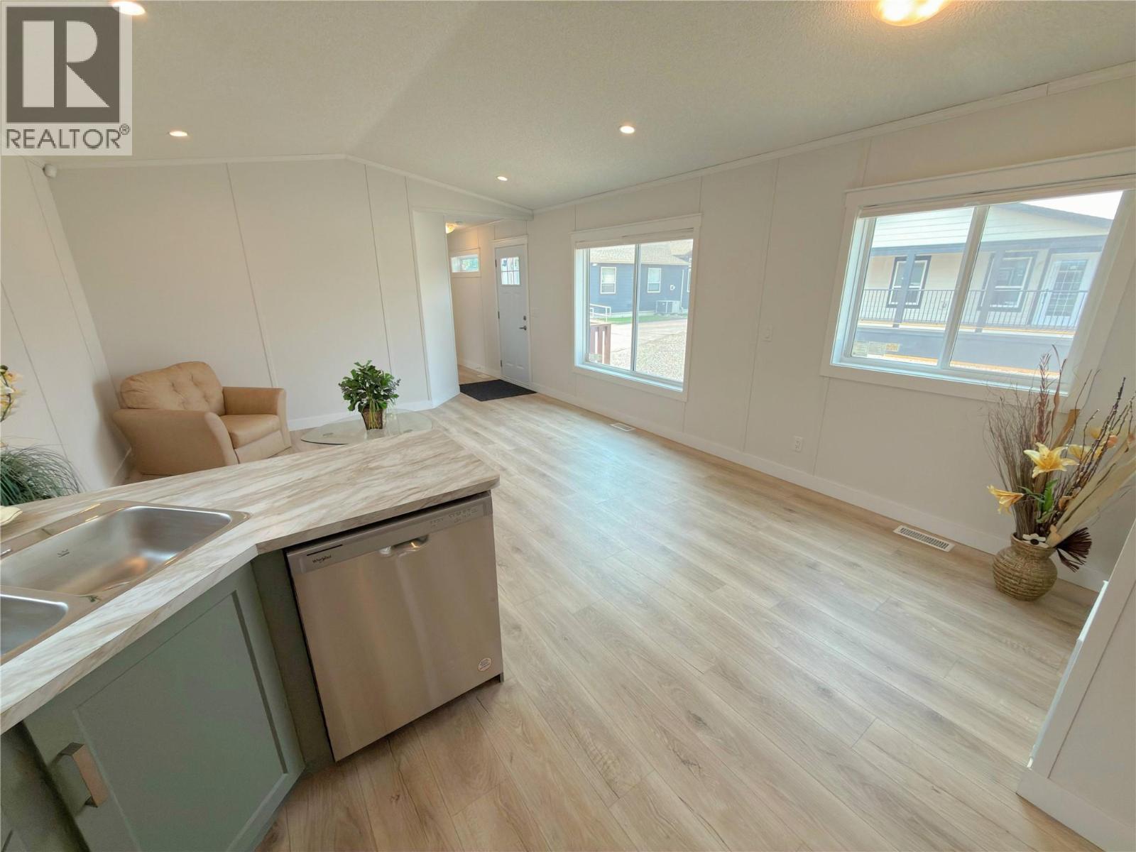 406 Brandlmayr Gate Unit# 7, Princeton, British Columbia  V0X 1W0 - Photo 3 - 10396897