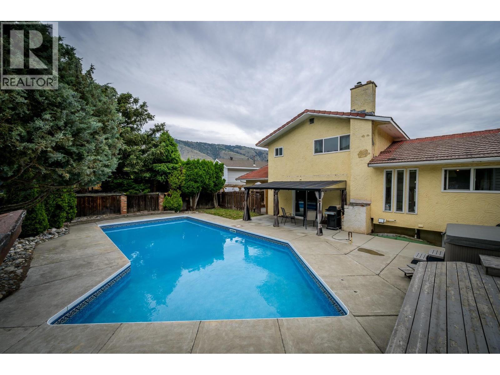 260 Miller Place, Kamloops, British Columbia  V2C 5V8 - Photo 33 - 10396888