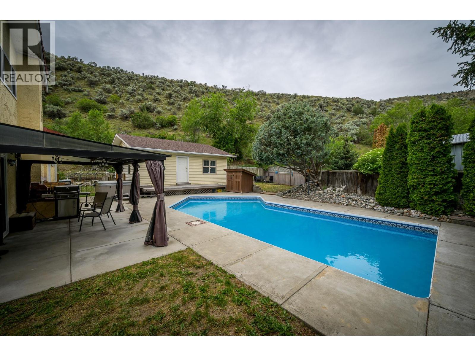 260 Miller Place, Kamloops, British Columbia  V2C 5V8 - Photo 35 - 10396888