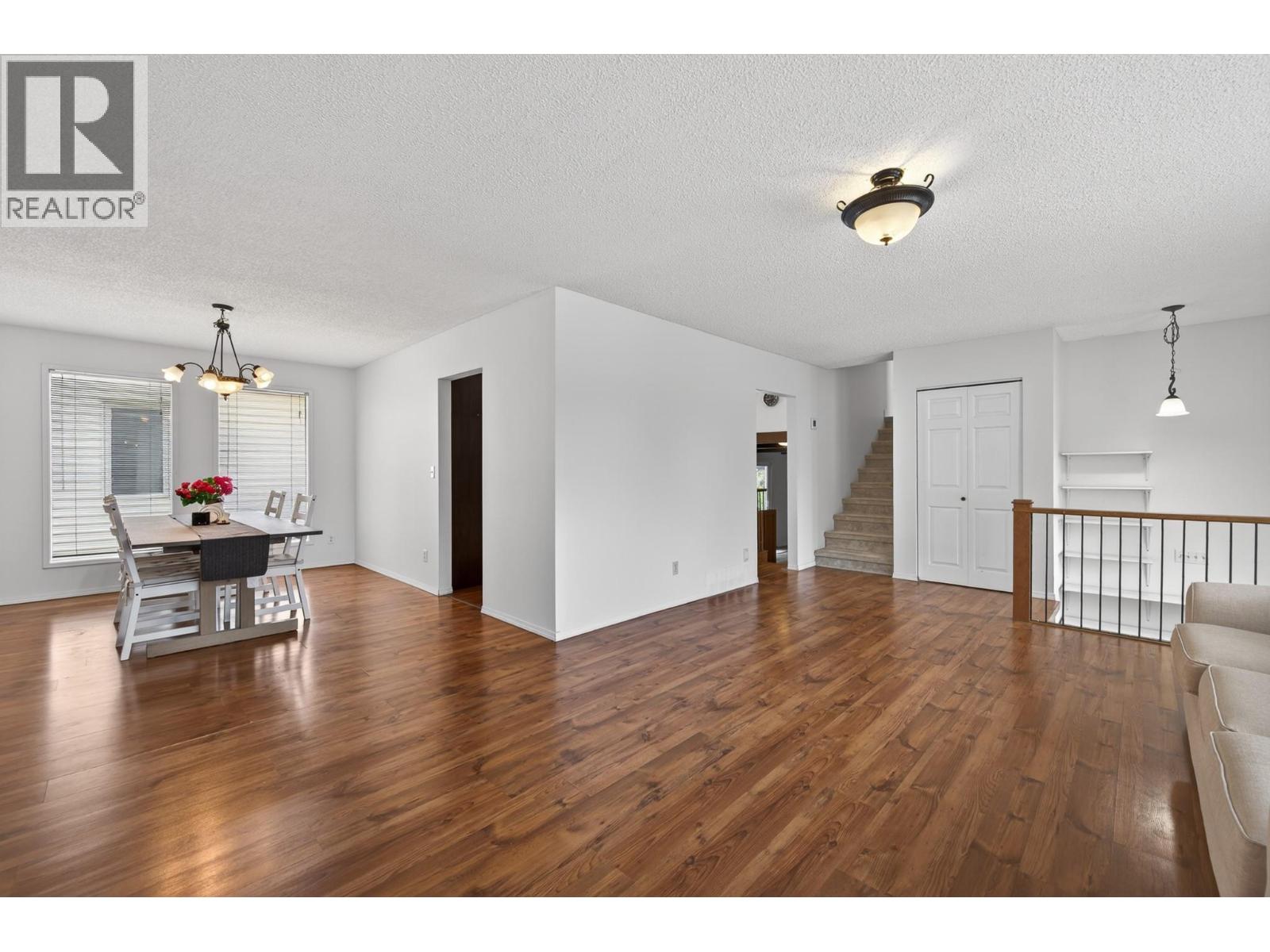 260 Miller Place, Kamloops, British Columbia  V2C 5V8 - Photo 6 - 10396888